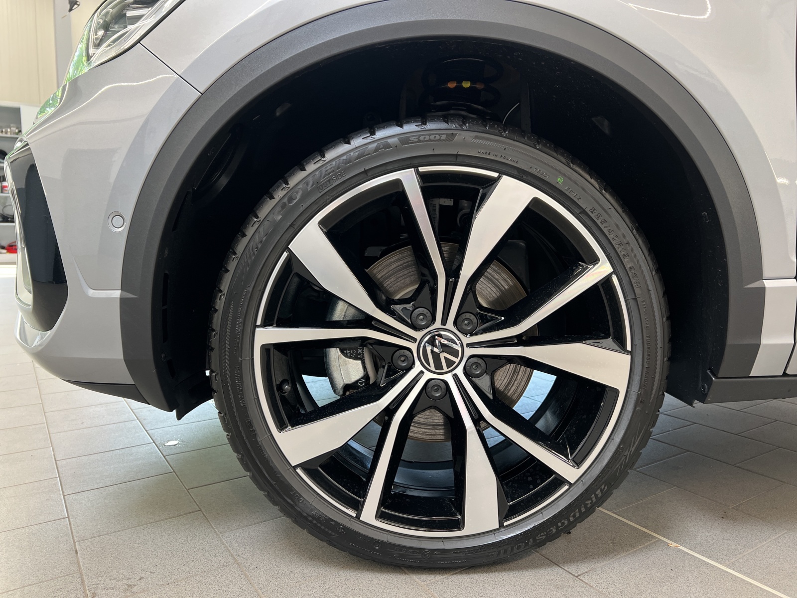 T-Roc 1.5 TSI DSG R-Line LED-Plus TravelAssist AHK Alu-19Zoll