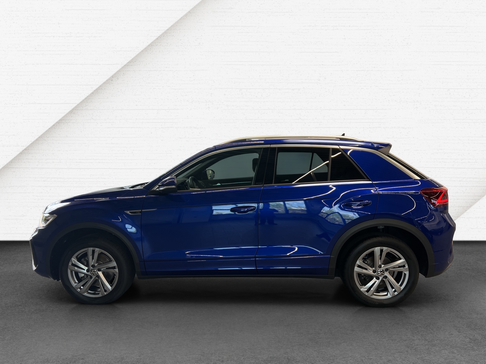 T-Roc 2.0 TSI DSG 4M R-Line IQ-Light DCC Standheizung AHK ACC