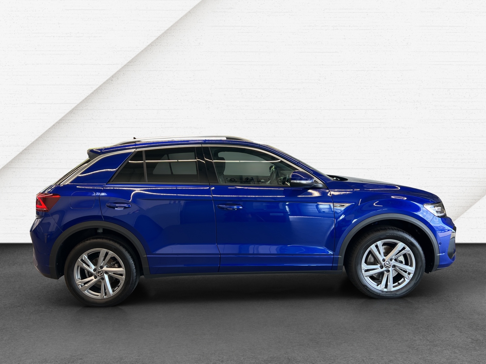 T-Roc 2.0 TSI DSG 4M R-Line IQ-Light DCC Standheizung AHK ACC