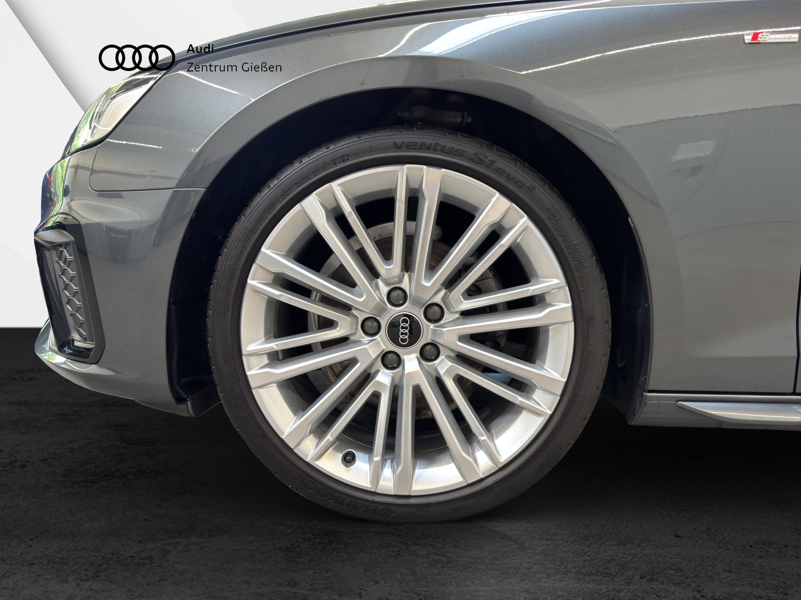 A4 Avant 35 TDI S-tronic S line Black PANO Navi LED