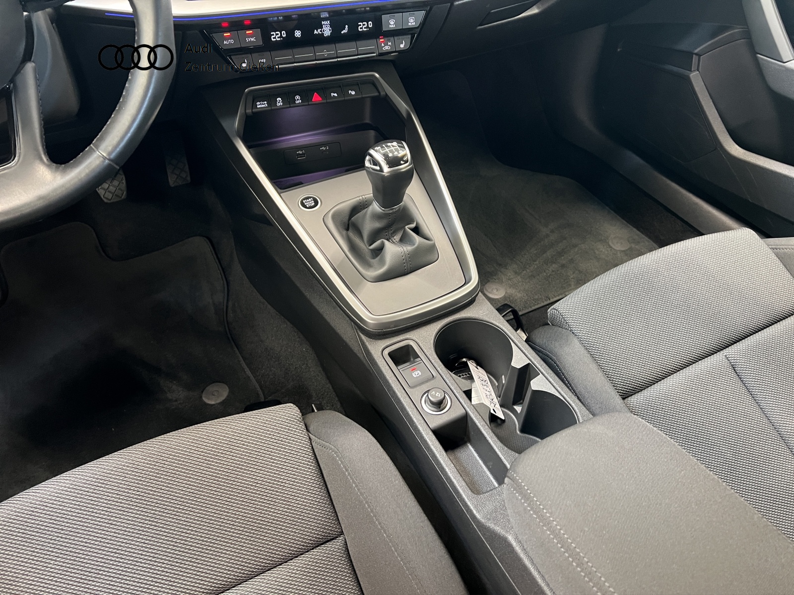 A3 Sportback 30 TFSI advanced AHK LED Infotainment-Paket