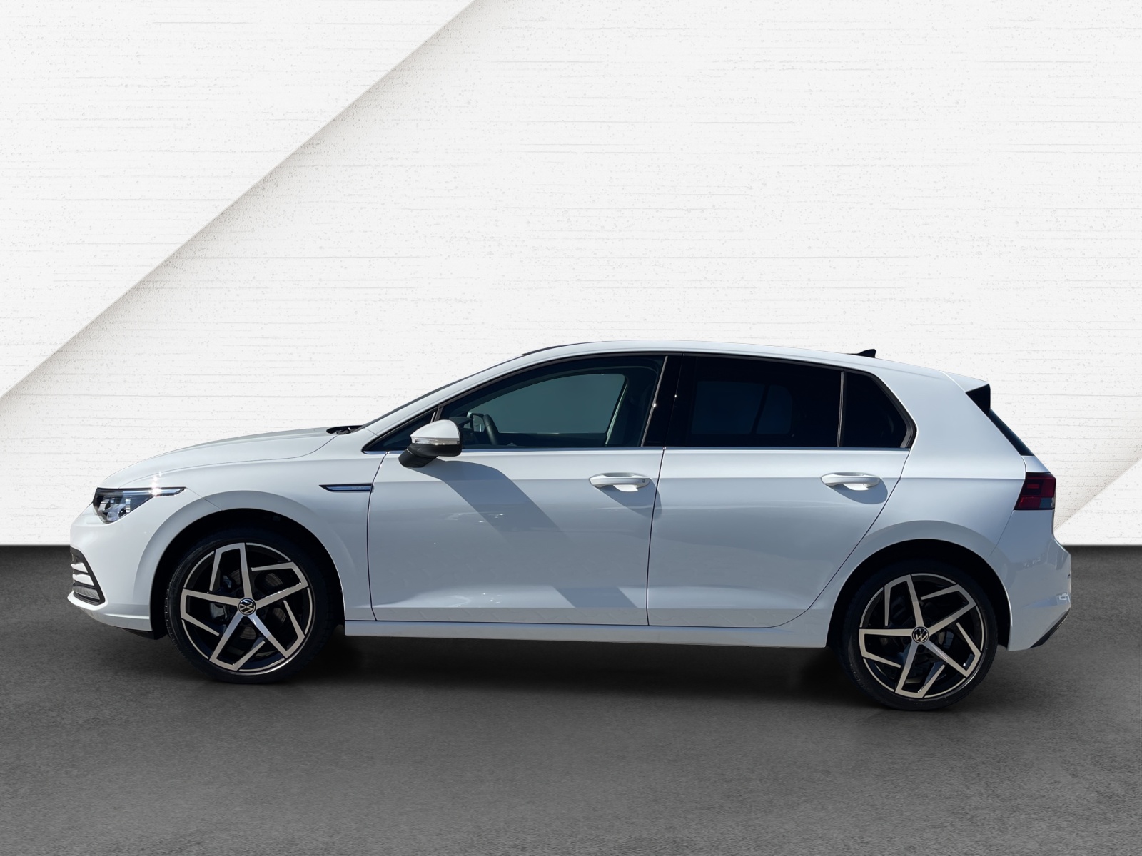 Golf VIII 1.5 eTSI DSG Style Panodach Navi Alu-18Zoll