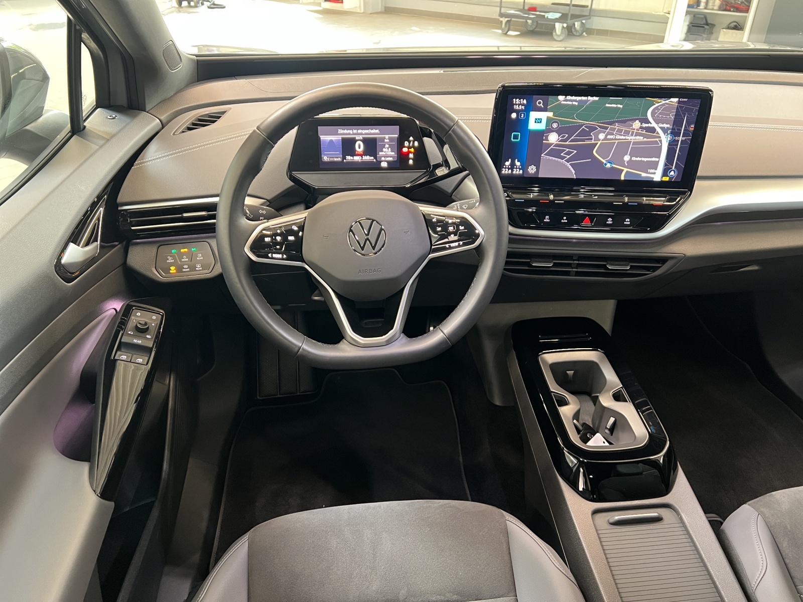 ID.5 Pro 128 kW IQ-Light Infotainment+Design-Paket