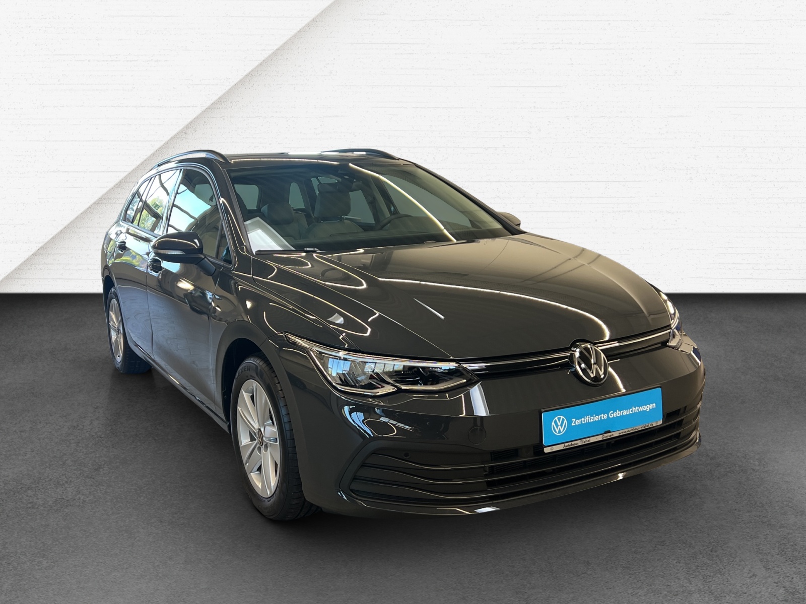 Golf VIII Variant 1.0 TSI Life LED TravelAssist Navi ErgoActive