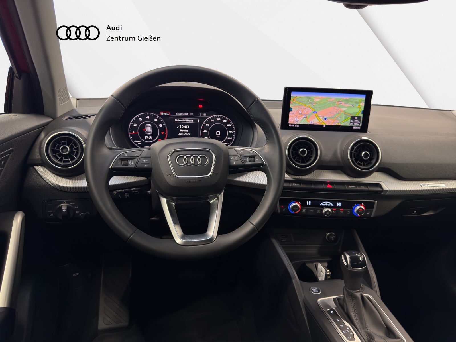 Q2 35 TFSI S tronic S line Black Navi AHK