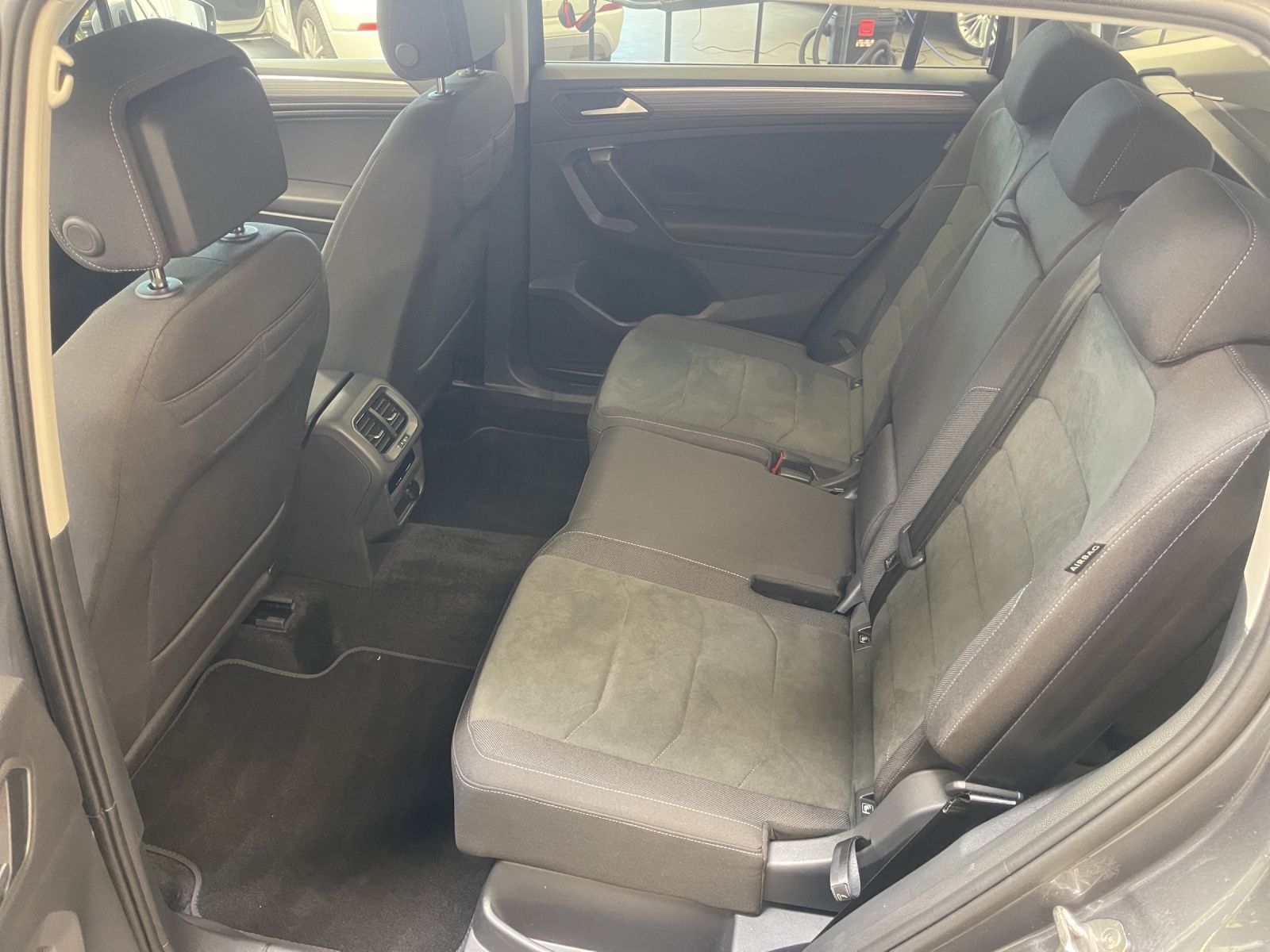 Tiguan Allspace 2.0 TDI DSG 4M Elegance IQ-Light Navi Alu-19Zoll TravelAssist