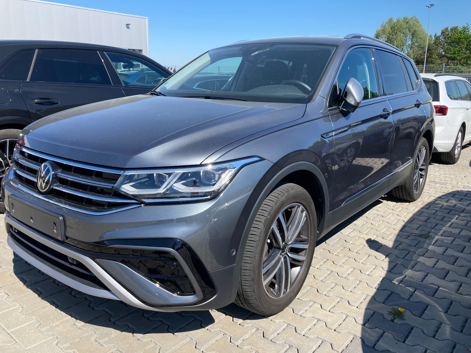 Tiguan Allspace 2.0 TDI DSG 4M Elegance IQ-Light Navi Alu-19Zoll TravelAssist