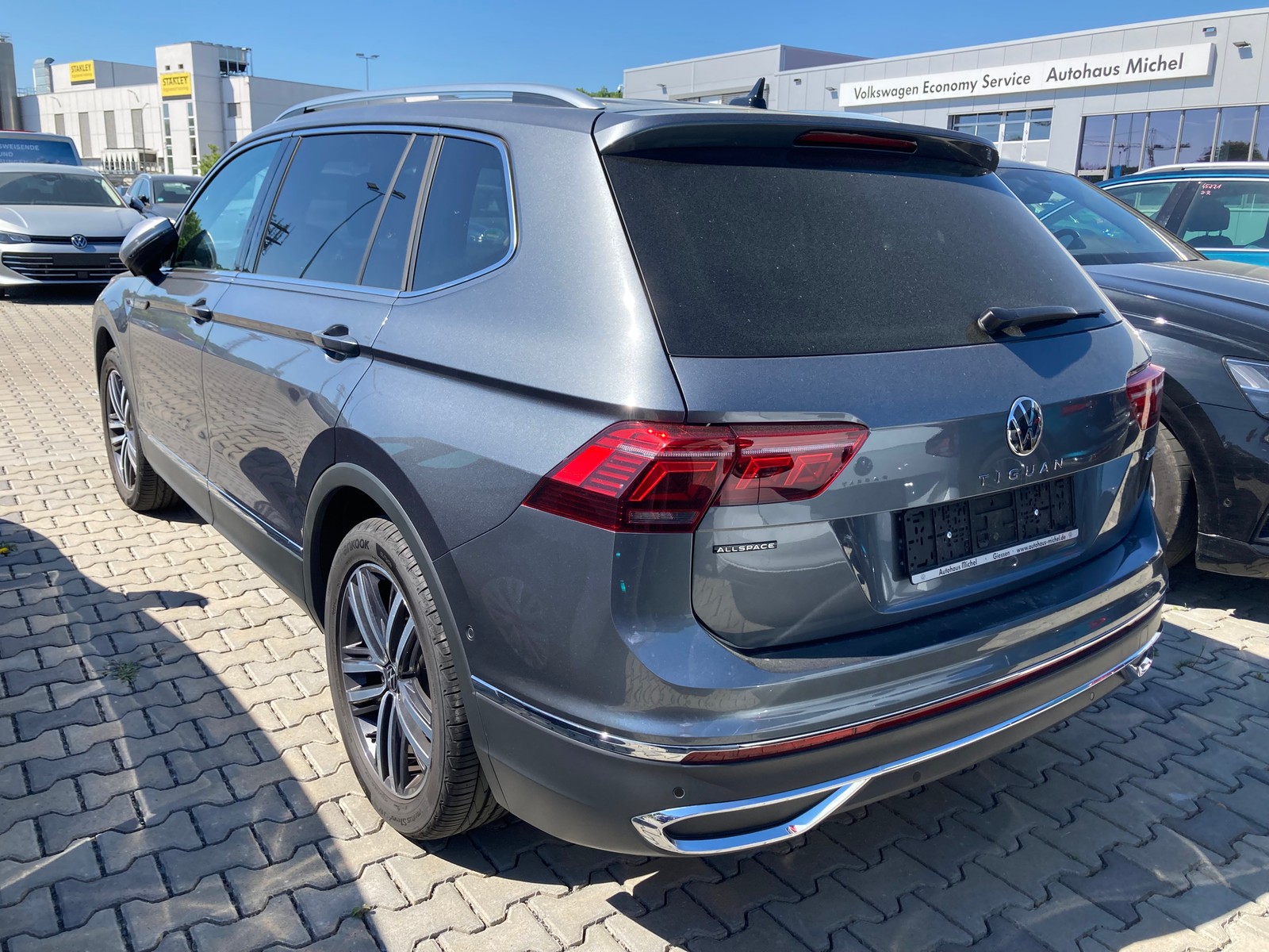 Tiguan Allspace 2.0 TDI DSG 4M Elegance IQ-Light Navi Alu-19Zoll TravelAssist