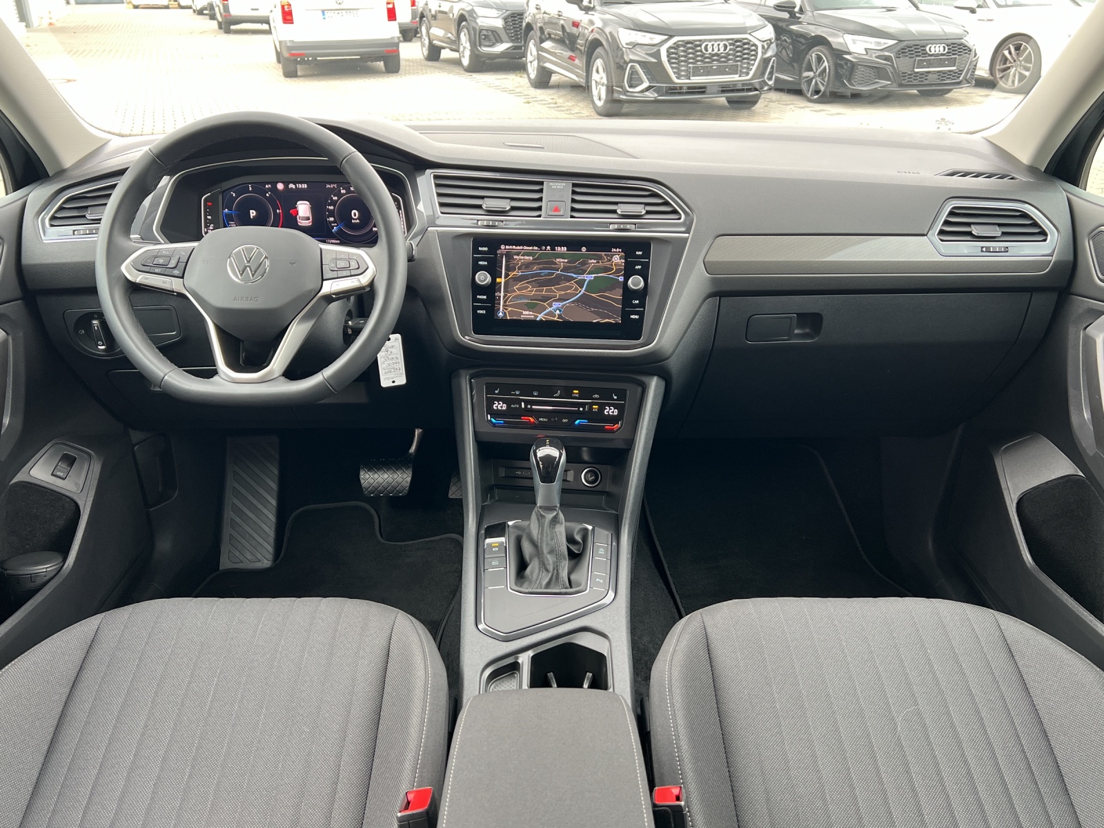 Tiguan Allspace 2.0 TDI DSG Life 7-Si. ACC LED Navi AHK Rückkamera