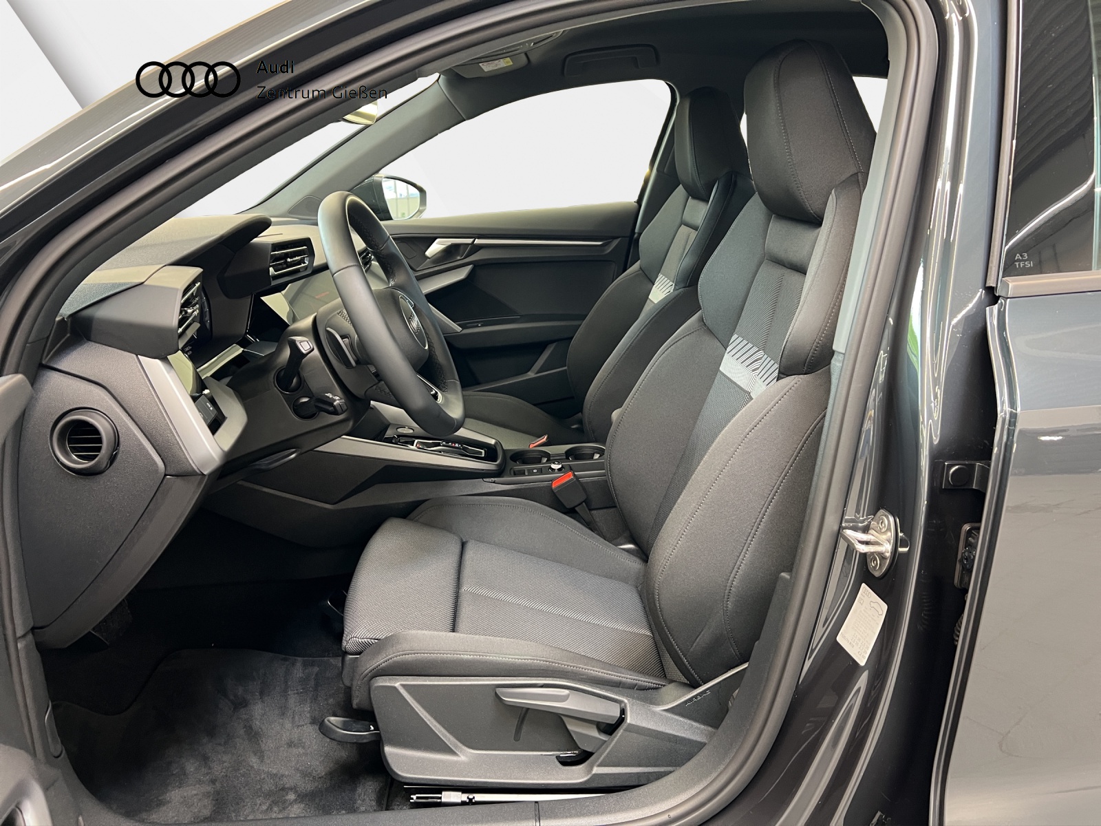 A3 Limousine 30 TFSI S-tronic AHK ACC Kamera Navi