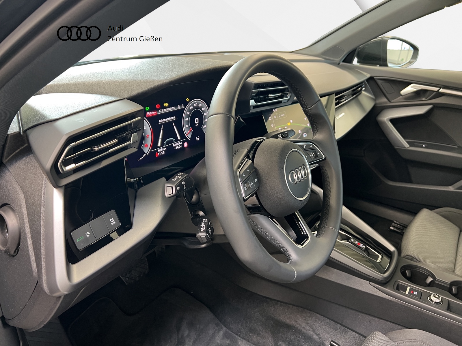 A3 Limousine 30 TFSI S-tronic AHK ACC Kamera Navi