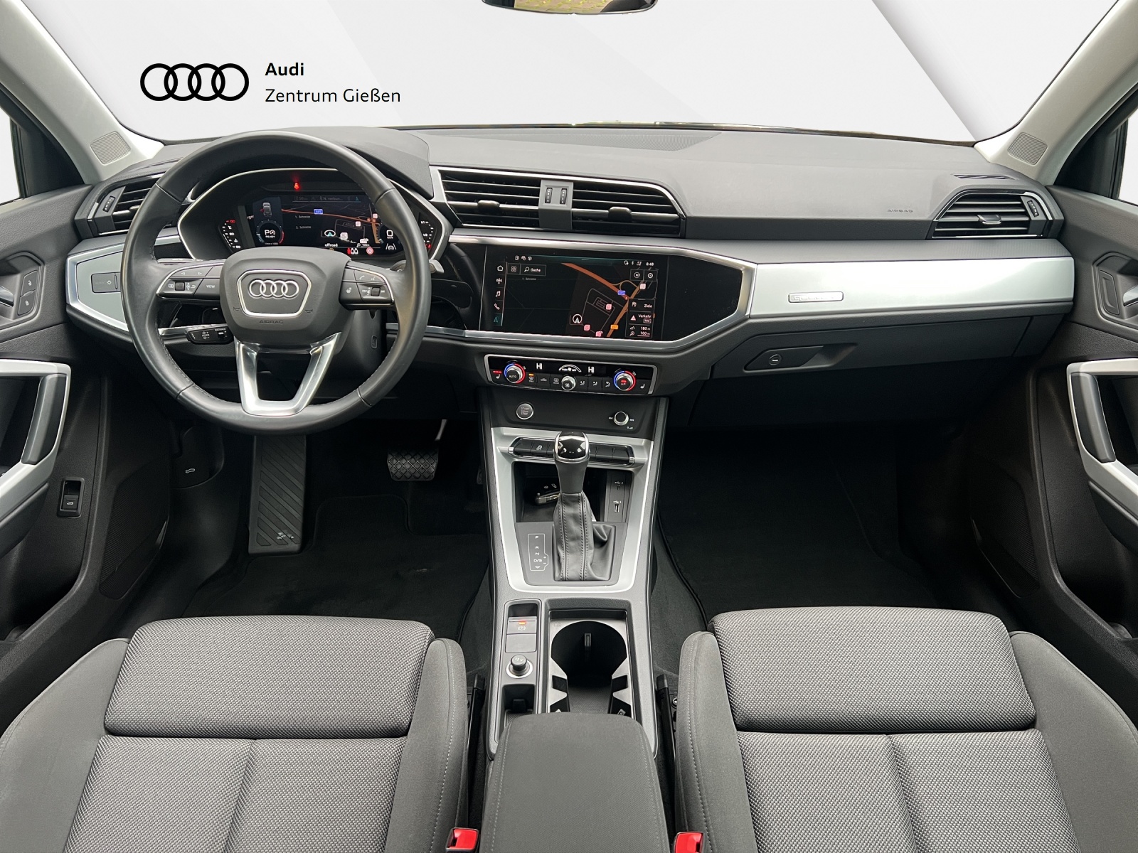 Q3 40 TFSI quattro S line Matrix-LED Assistenzpaket Navi Plus