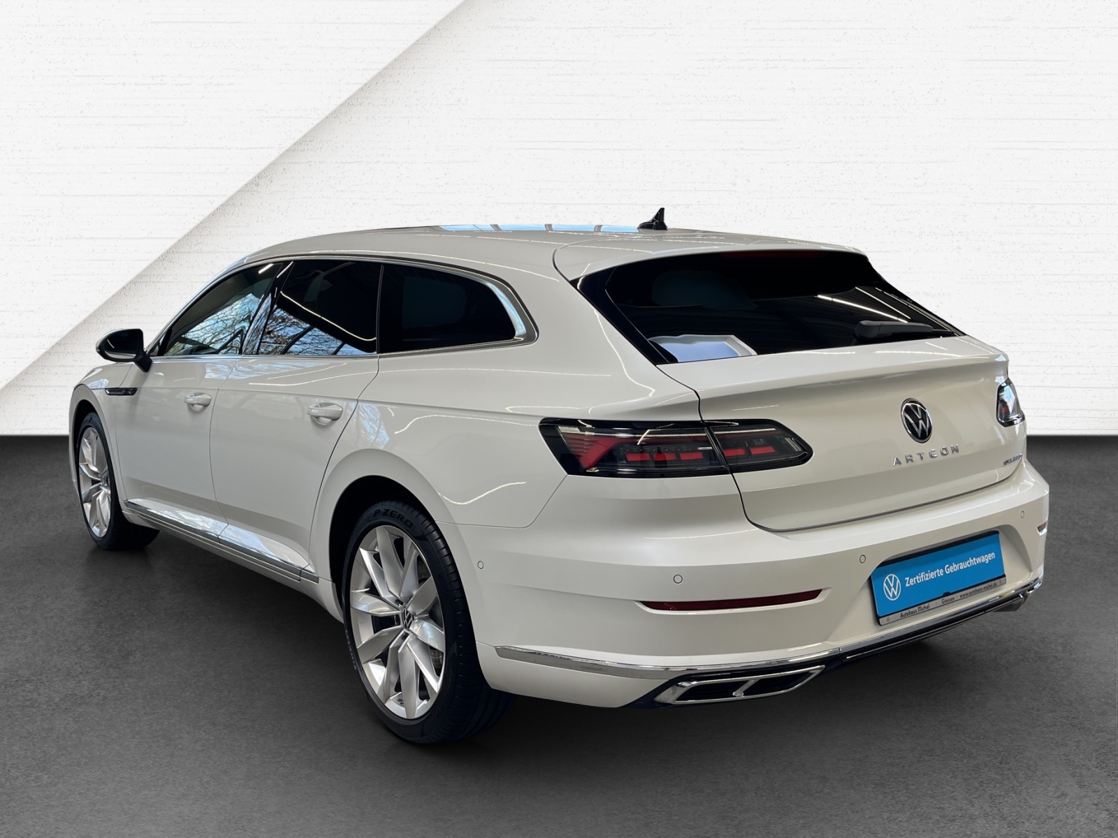 Arteon Shooting Brake Plugin-Hybrid DSG R-Line IQ-Light Leder DCC Standheizung AHK