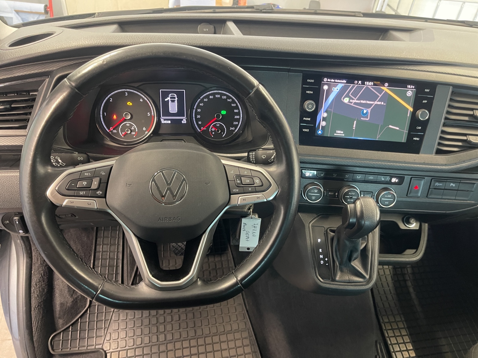 T6 Multivan Trendline 6.1 Family 2.0 TDI DSG Climatronik ACC AHK