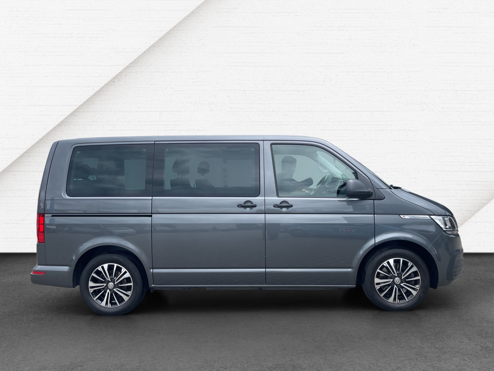 T6 Multivan Trendline 6.1 Family 2.0 TDI DSG Climatronik ACC AHK