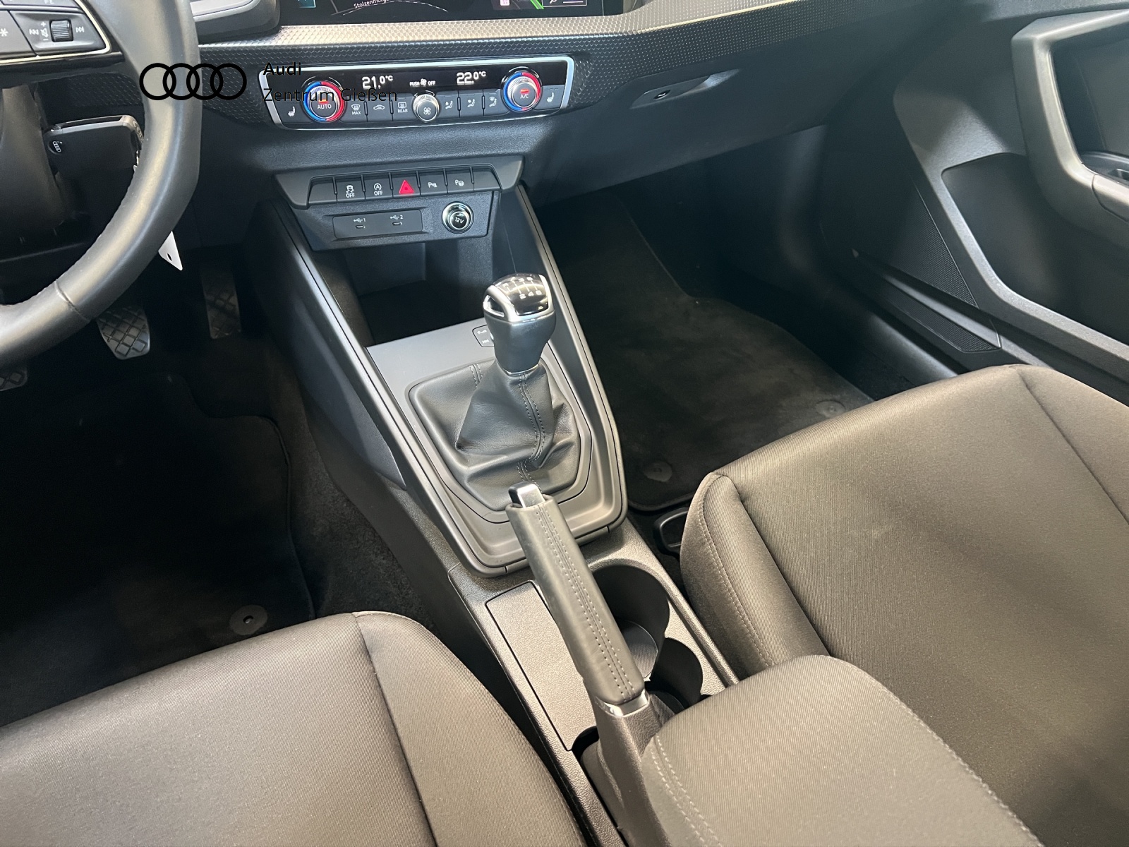 A1 Sportback 30 TFSI advanced MMI Navi Plus LED