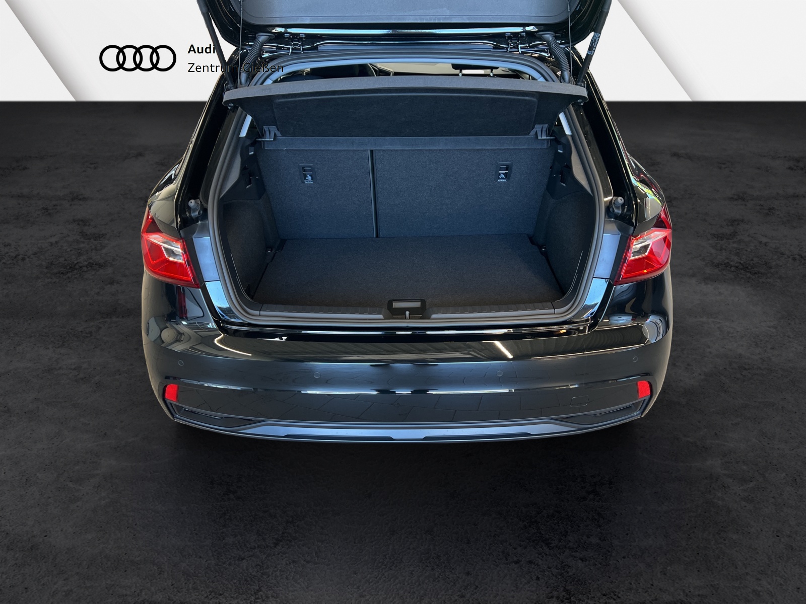 A1 Sportback 25 TFSI S-tronic advanced black