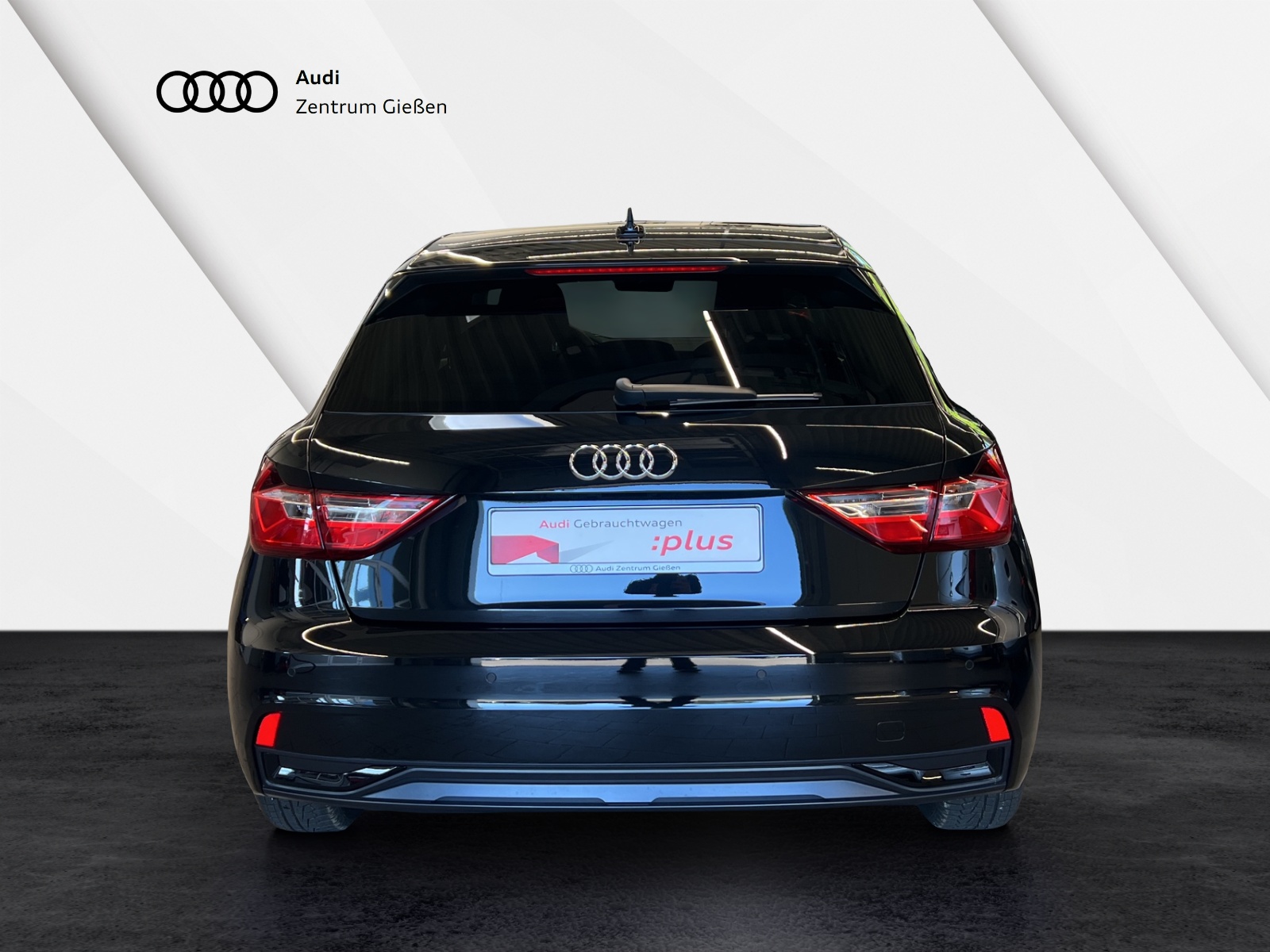 A1 Sportback 25 TFSI S-tronic advanced black