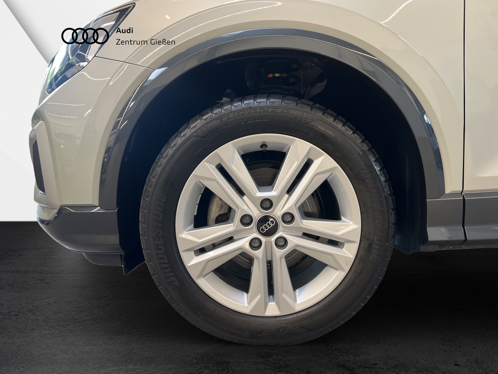 Q2 35 TFSI S tronic advanced MATRIX-LED ACC Kamera