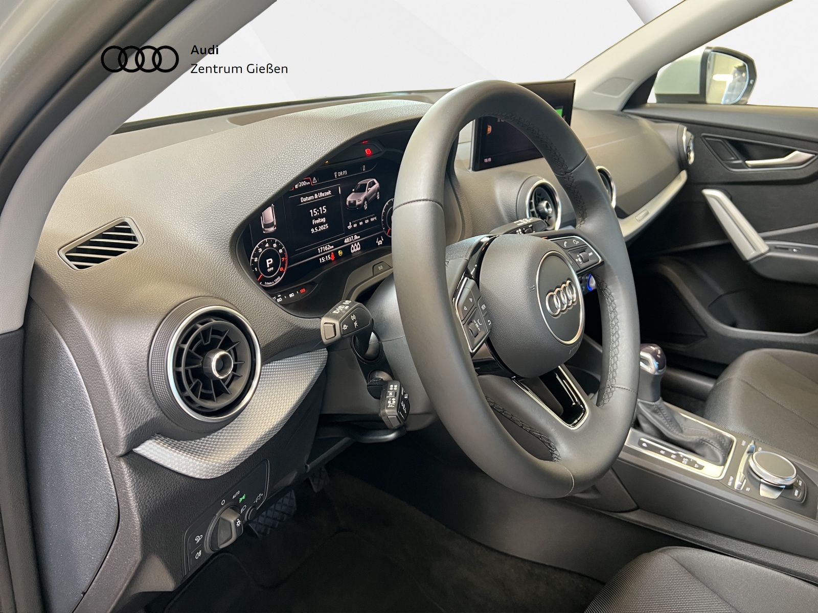 Q2 35 TFSI S tronic advanced MATRIX-LED ACC Kamera