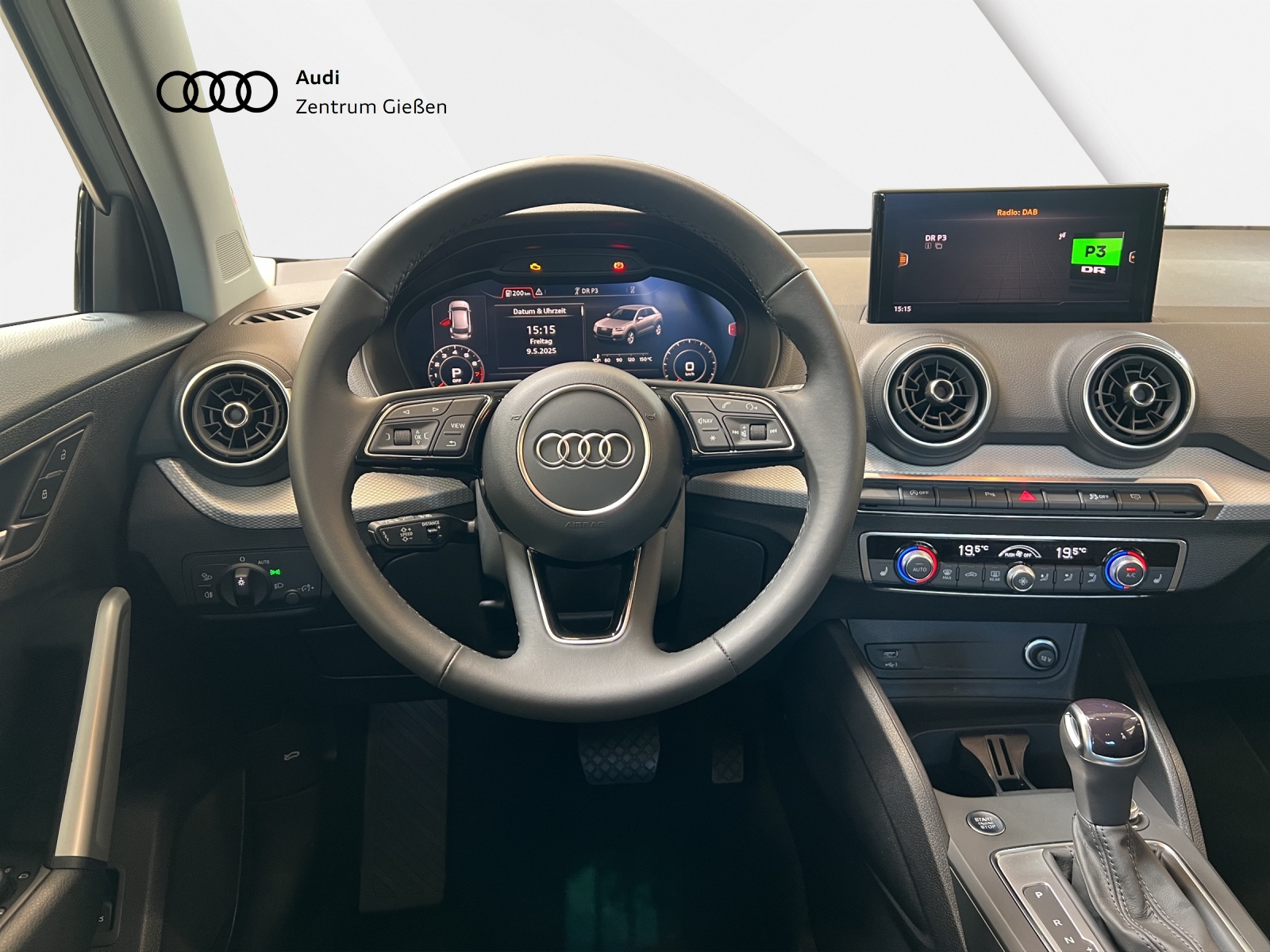 Q2 35 TFSI S tronic advanced MATRIX-LED ACC Kamera