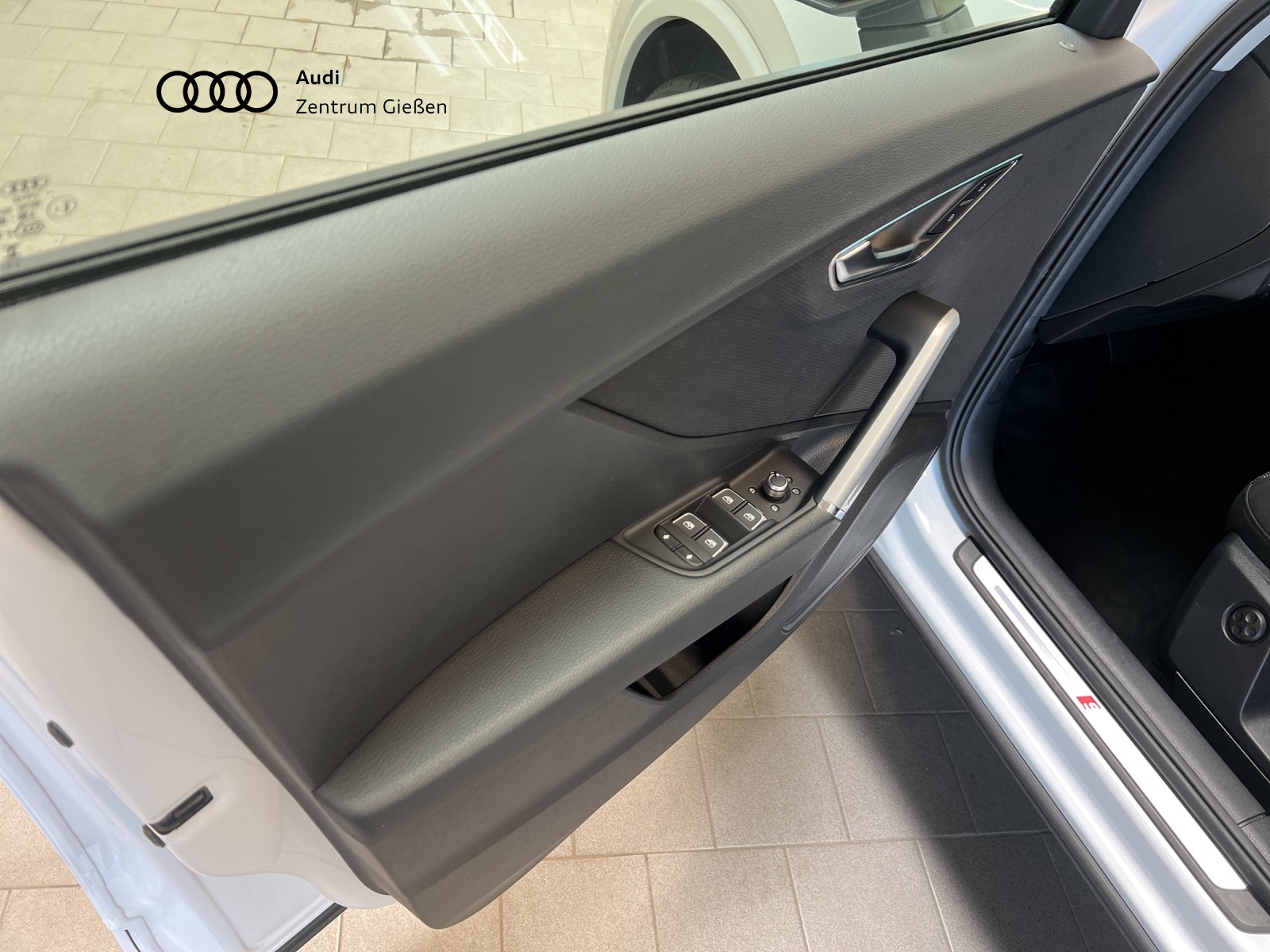Q2 35 TFSI S tronic S line Assistenzpaket Kamera