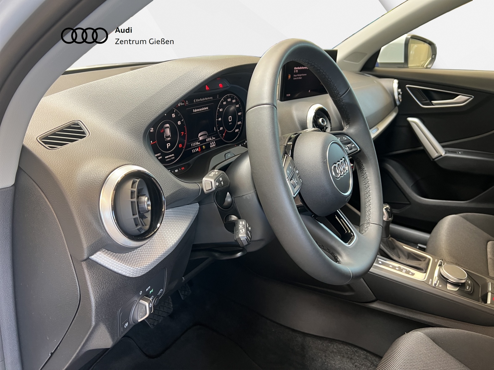 Q2 35 TFSI S tronic S line Assistenzpaket Kamera