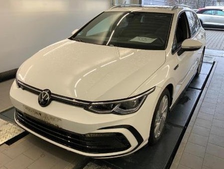 Golf VIII Variant 1.5 eTSI DSG R-Line IQ-Light Standheizung Panodach