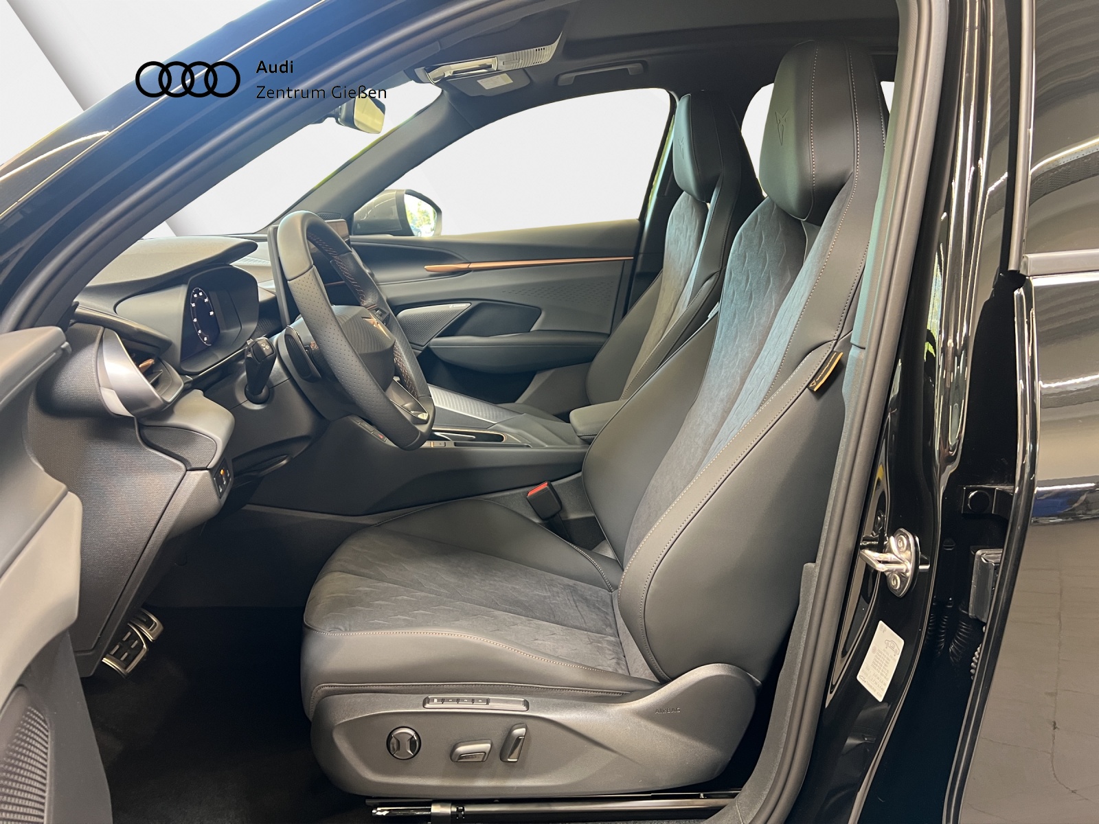 Terramar 2.0 TSI 4Drive VZ Matrix AHK DCC HuD PANO ACC Navi