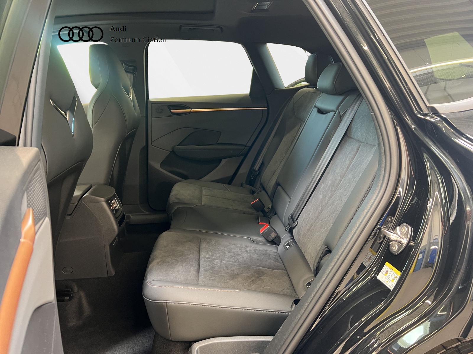 Terramar 2.0 TSI 4Drive VZ Matrix AHK DCC HuD PANO ACC Navi