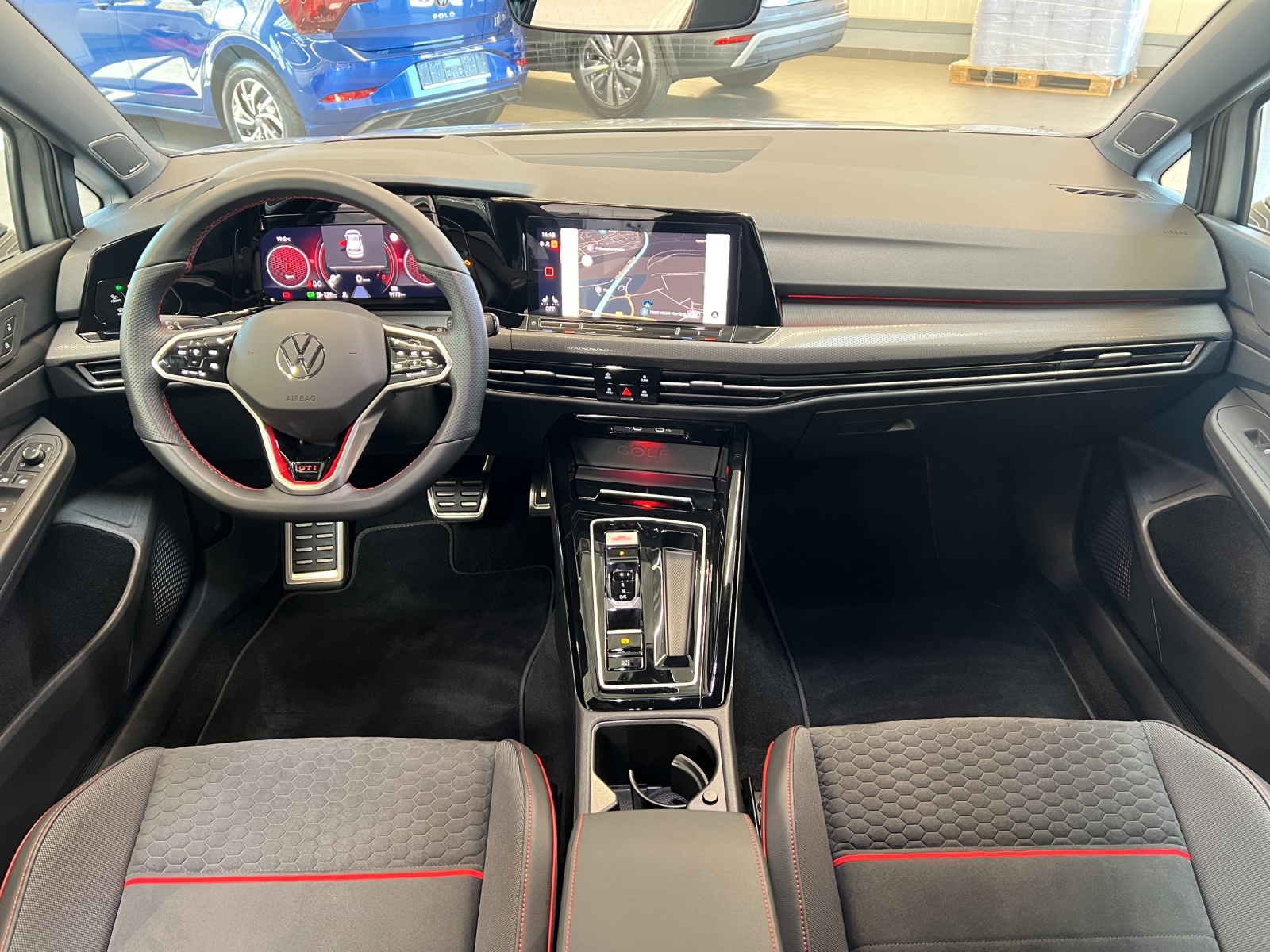 Golf VIII 2.0 TSI DSG GTI Clubsport IQ-Light HeadUp DCC Harmann-Kardon