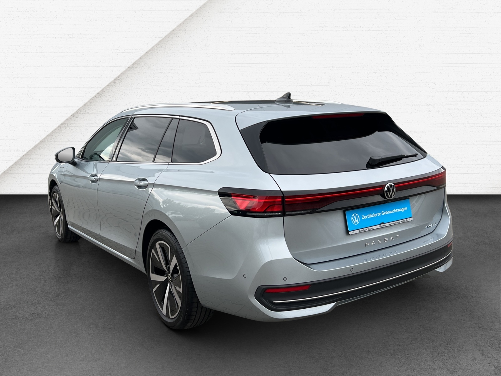 Passat Variant TSI Plug-In Hybrid DSG Business LED Navi AHK ErgoActive