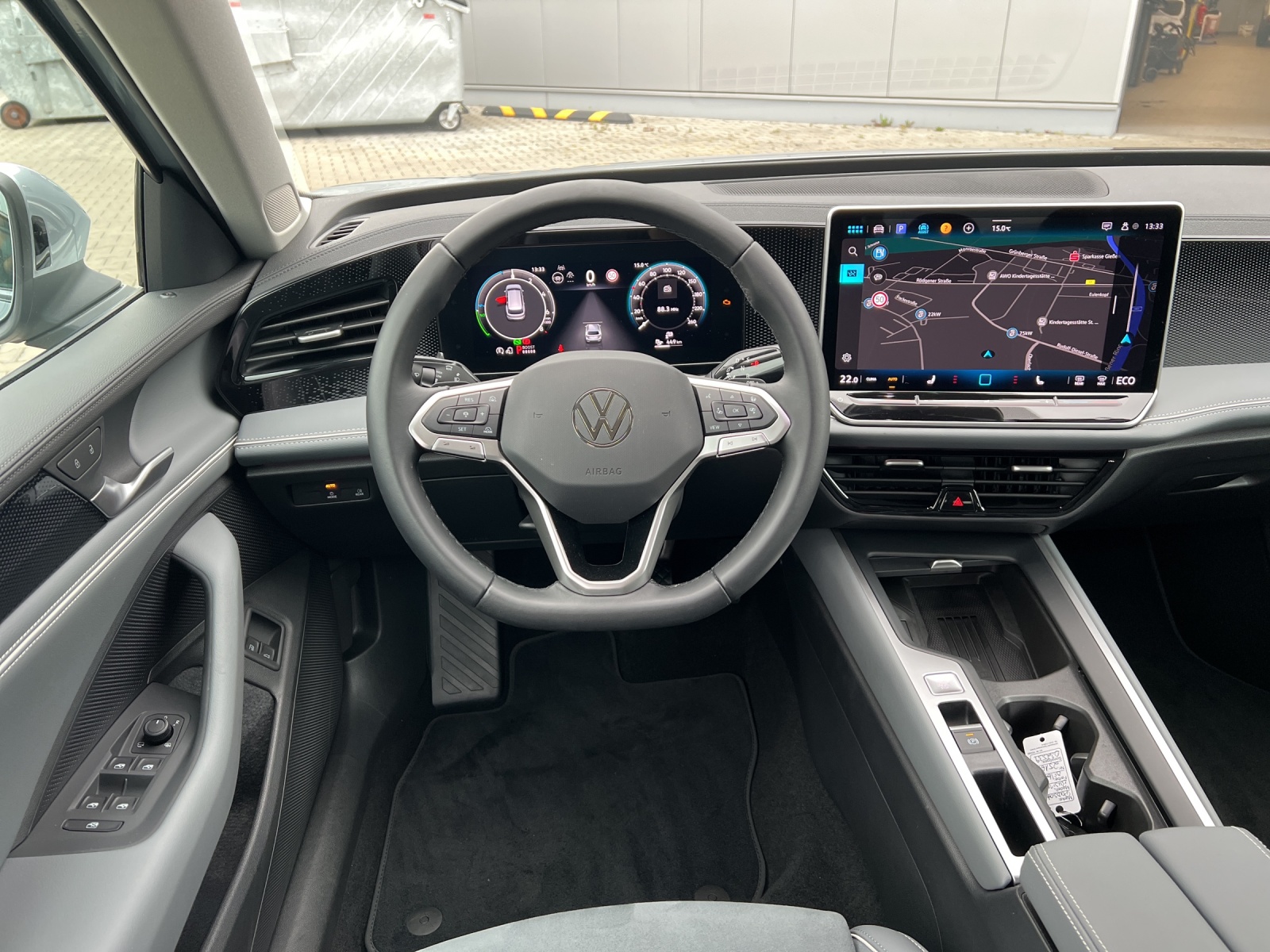 Passat Variant TSI Plug-In Hybrid DSG Business LED Navi AHK ErgoActive