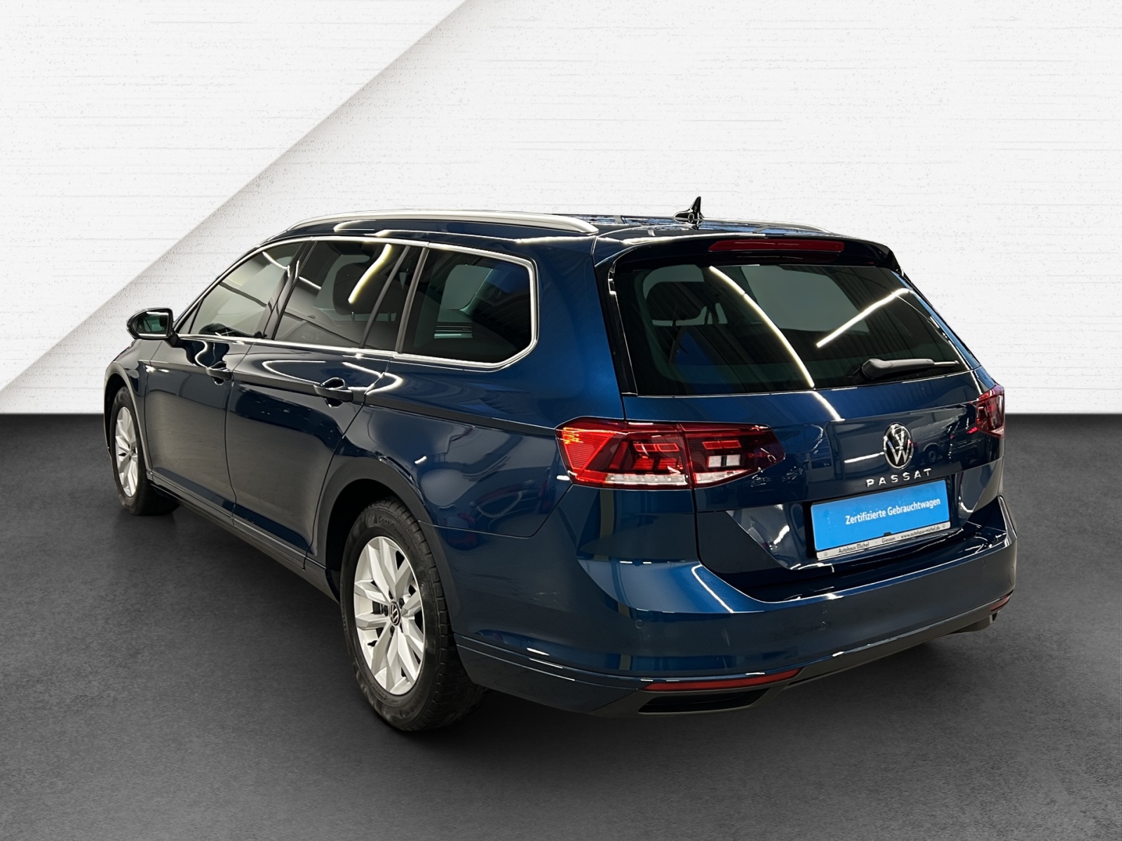 Passat Variant 2.0 TDI DSG Business LERD TravelAssist Navi Rückkamera