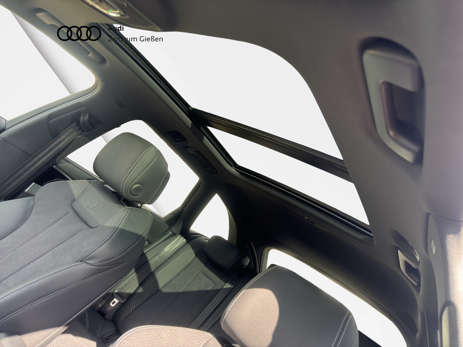 A4 Avant 40 TFSI S line Black B&O Pano Matrix-LED
