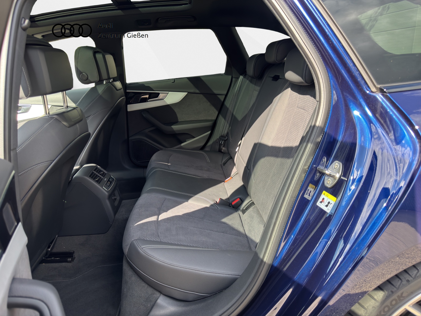 A4 Avant 40 TFSI S line Black B&O Pano Matrix-LED