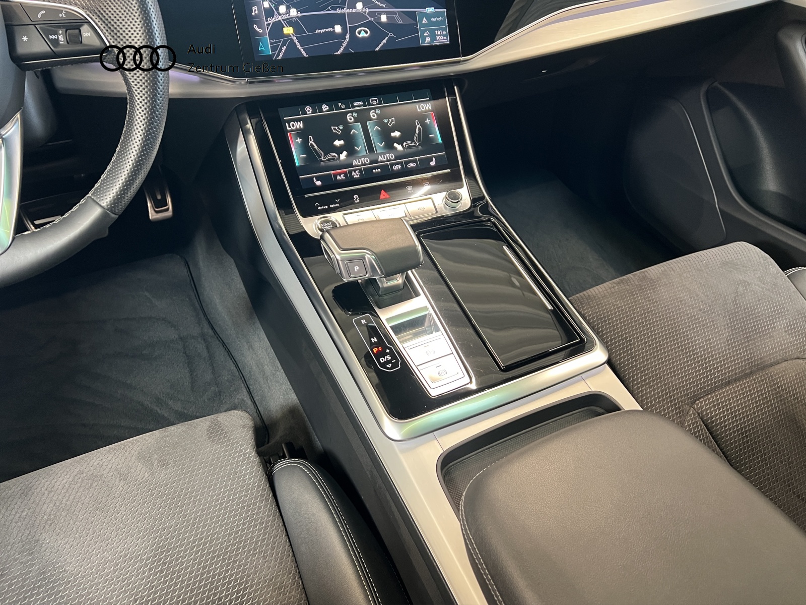 Q8 50 TDI quattro S line Black Matrix-LED Pano 360°Kamera