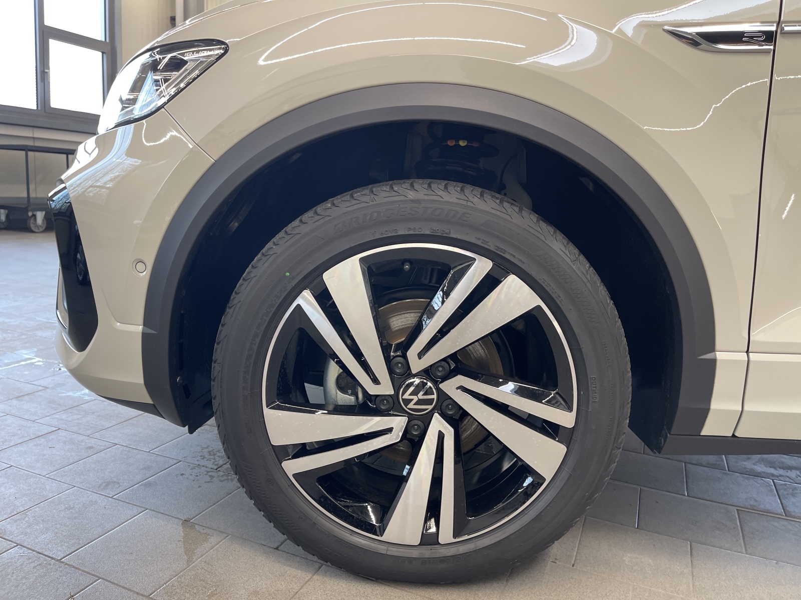 T-Roc 1.5 TSI DSG R-Line LED-Plus TravelAssist AppConnect Alu