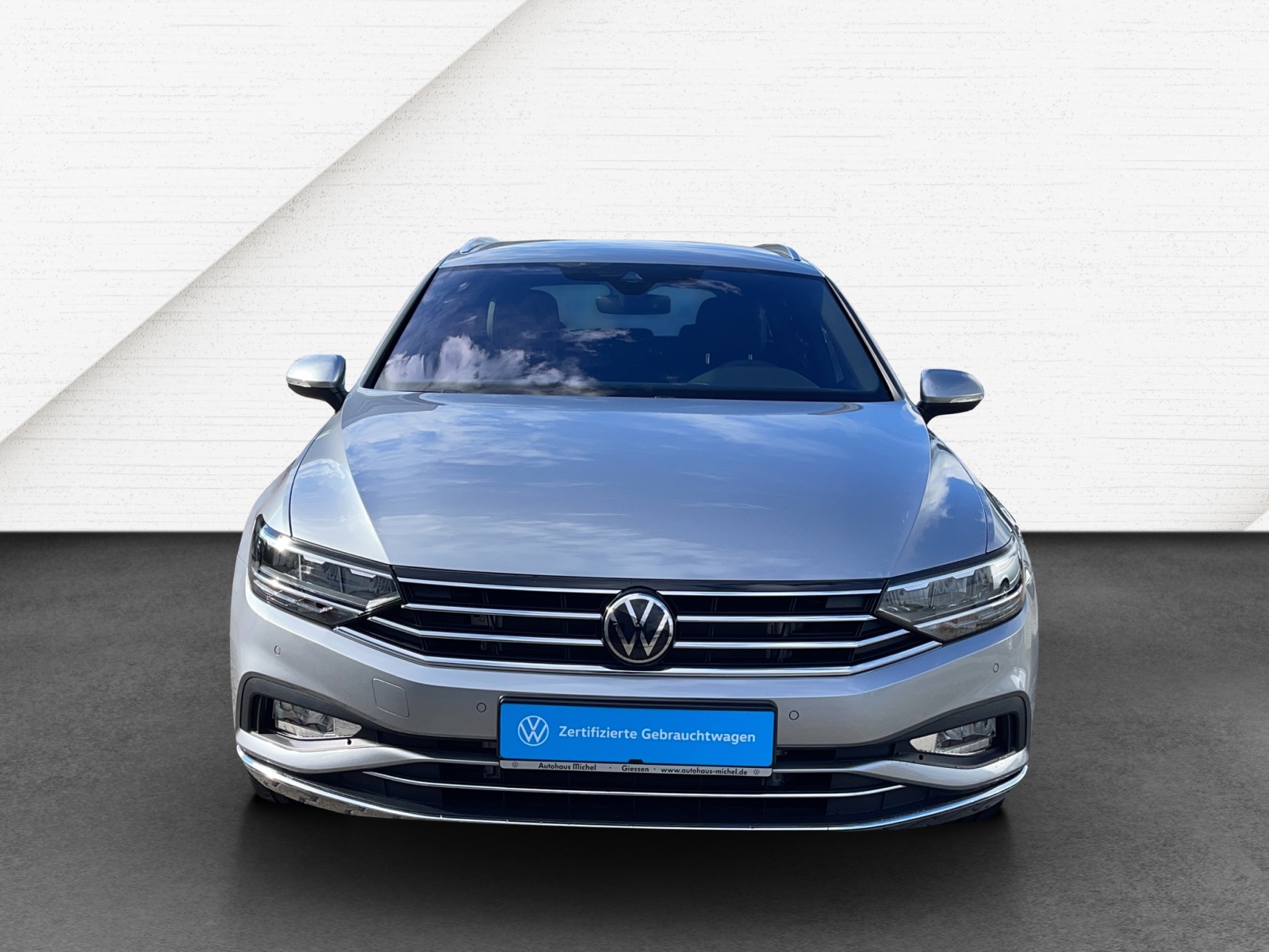 Passat Variant 1.5 TSI DSG Elegance LED TravelAssist Navi Alu-18Zoll