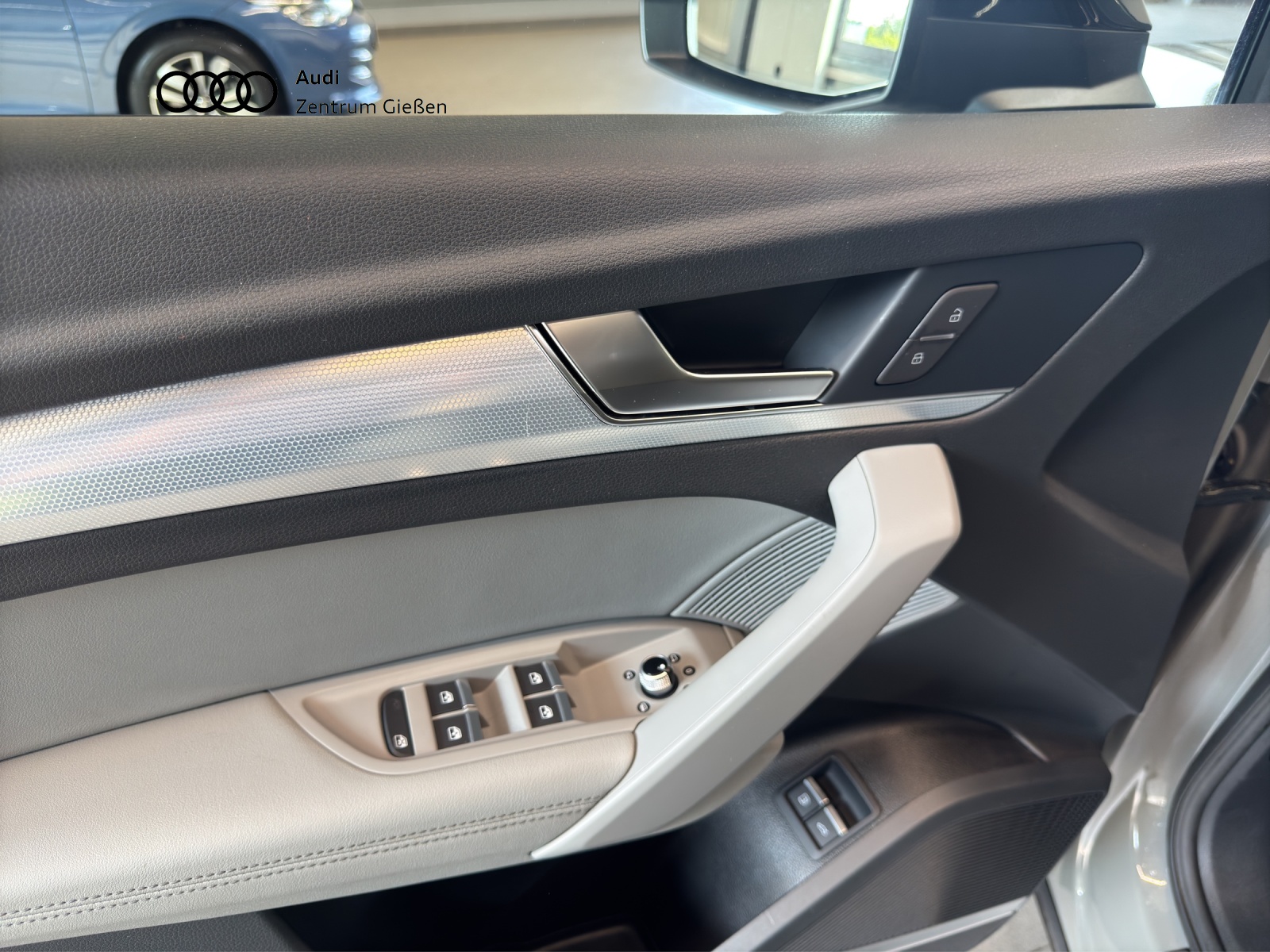 Q5 Sportback 55 TFSI e quattro S line Black B&O MATRIX PANO Sitzbelüftung