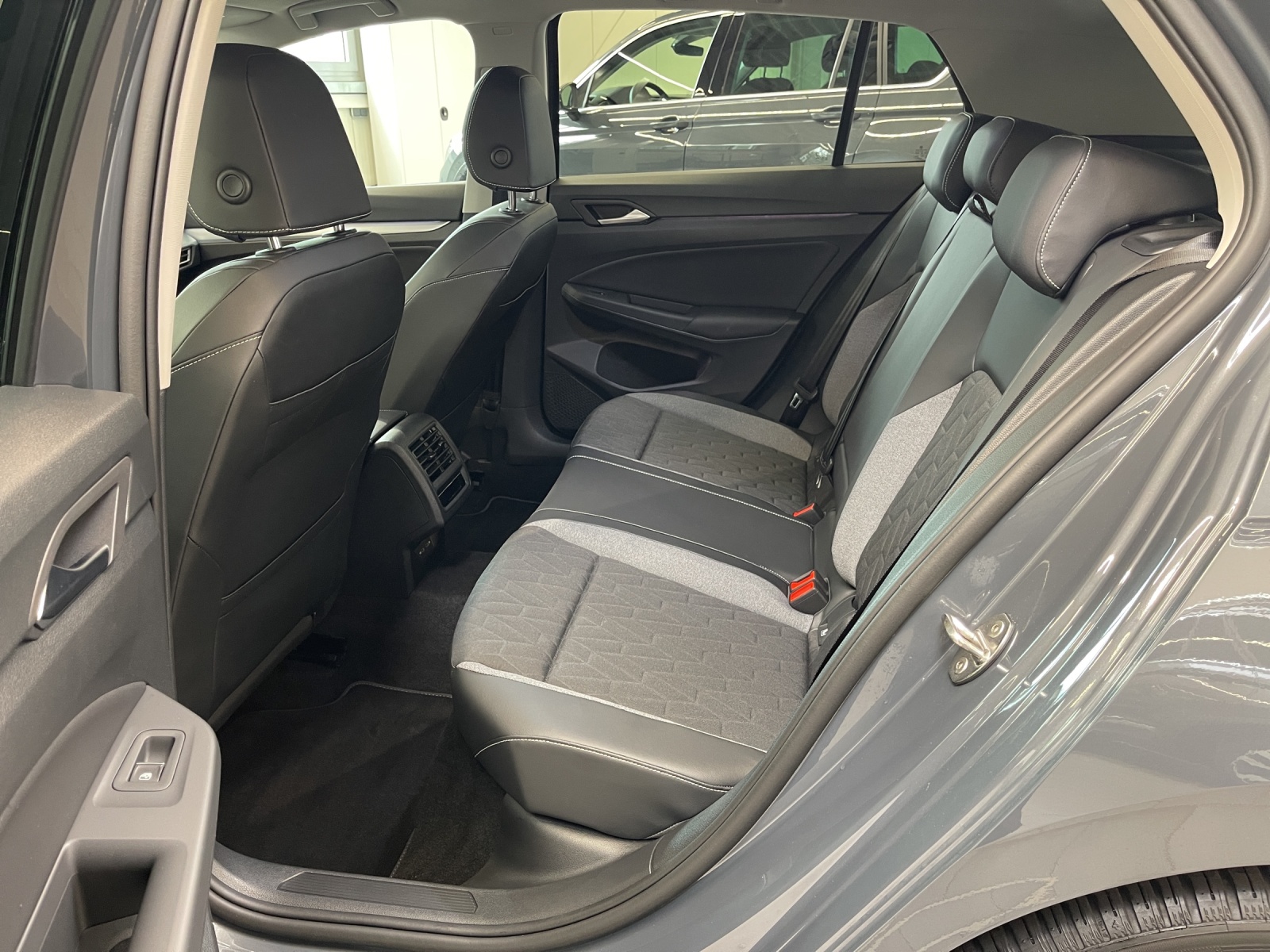 Golf VIII 2.0 TDI DSG Goal LED-Plus TravelAssist Navi AHK