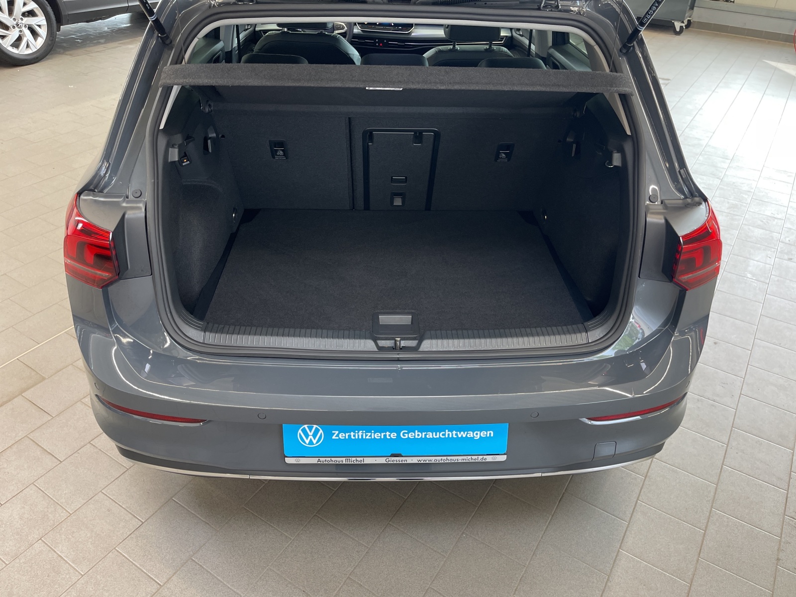 Golf VIII 2.0 TDI DSG Goal LED-Plus TravelAssist Navi AHK