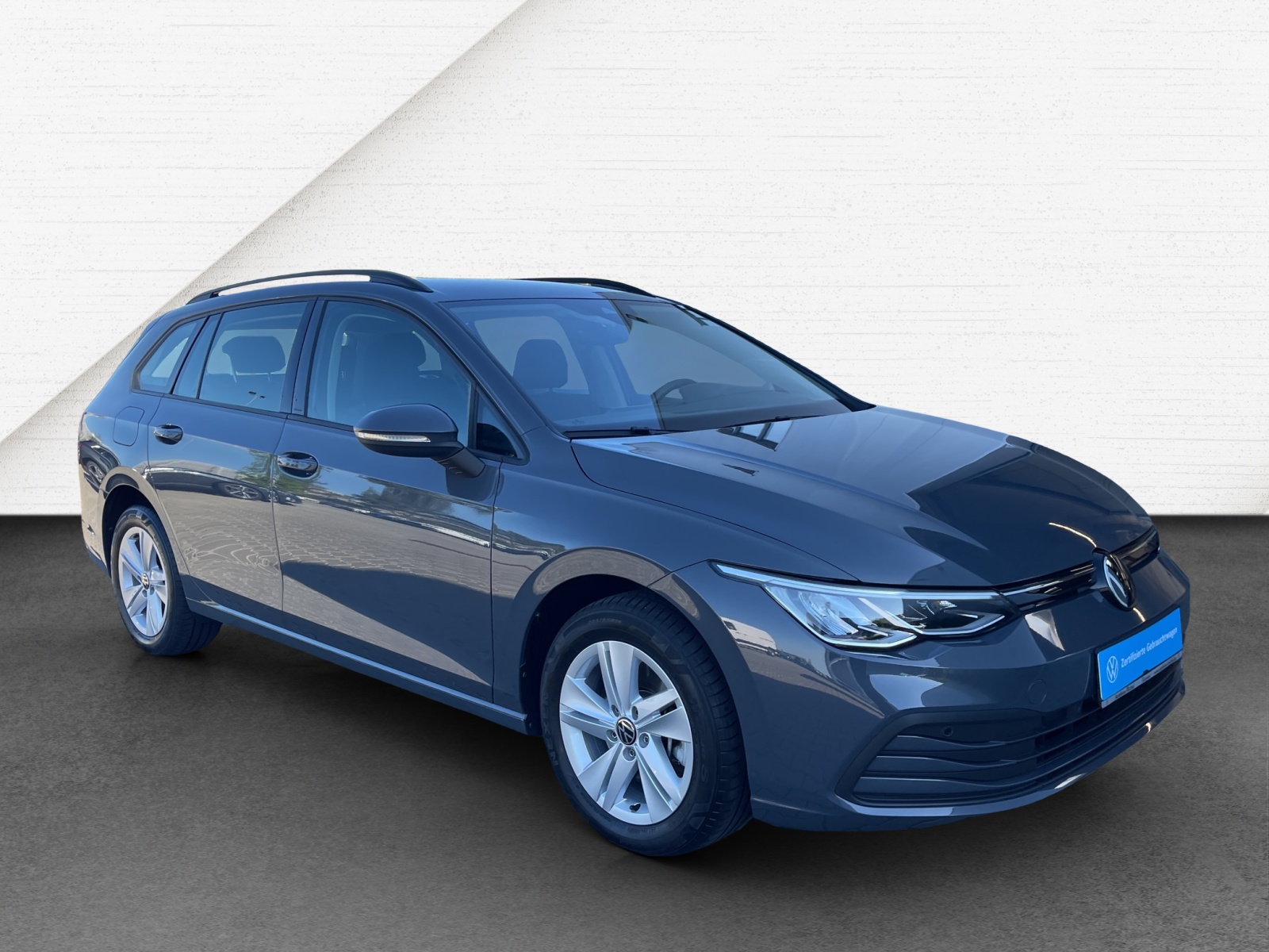 Golf VIII Variant 2.0 TDI Life LED TravelAssist Navi Rückkamera