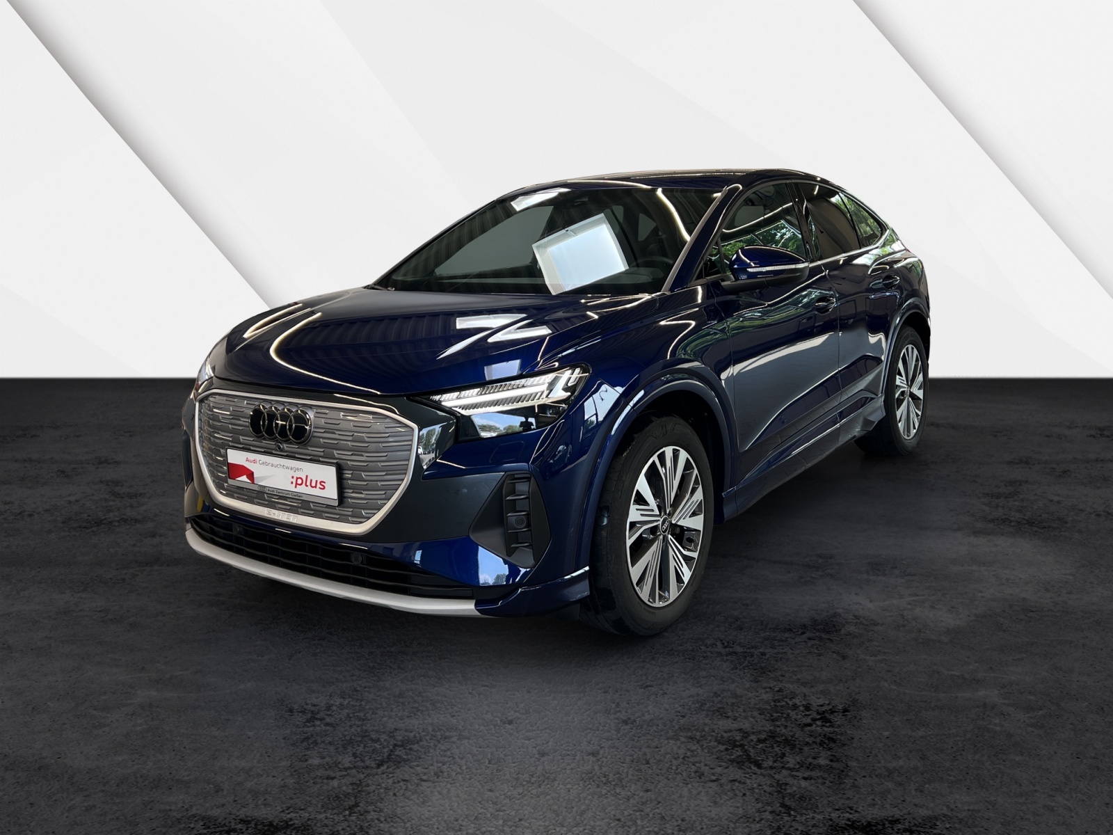 Q4 e-tron Sportback 40 basis MATRIX Pano Navi Plus