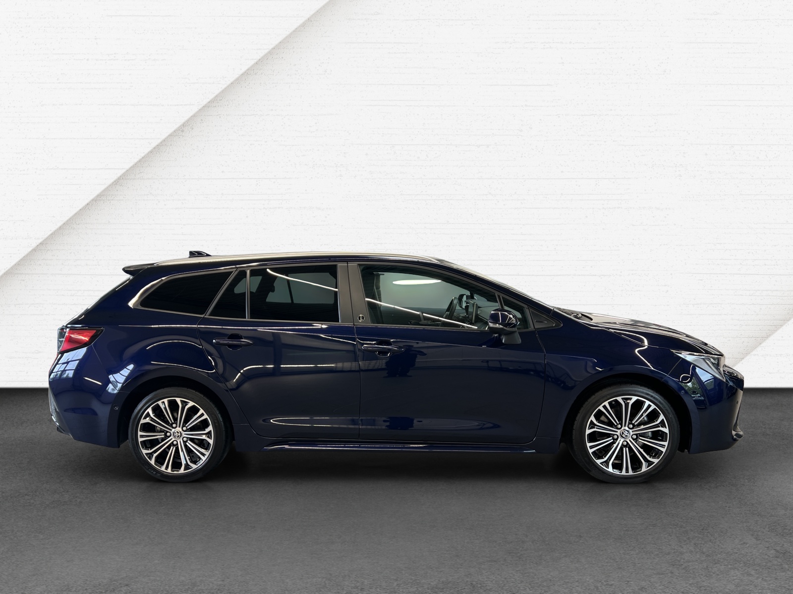 Corolla Touring Sports MILD-Hybrid Team D Smart Connect mit Navi