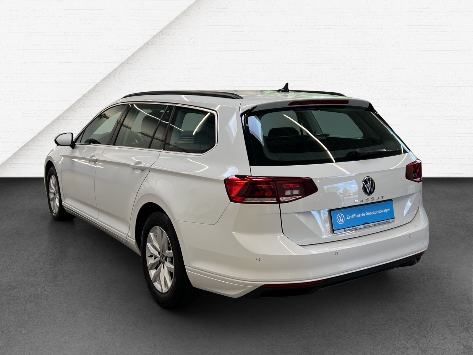 Passat Variant 2.0 TDI DSG Business LED TravelAssist Navi Rückkamera