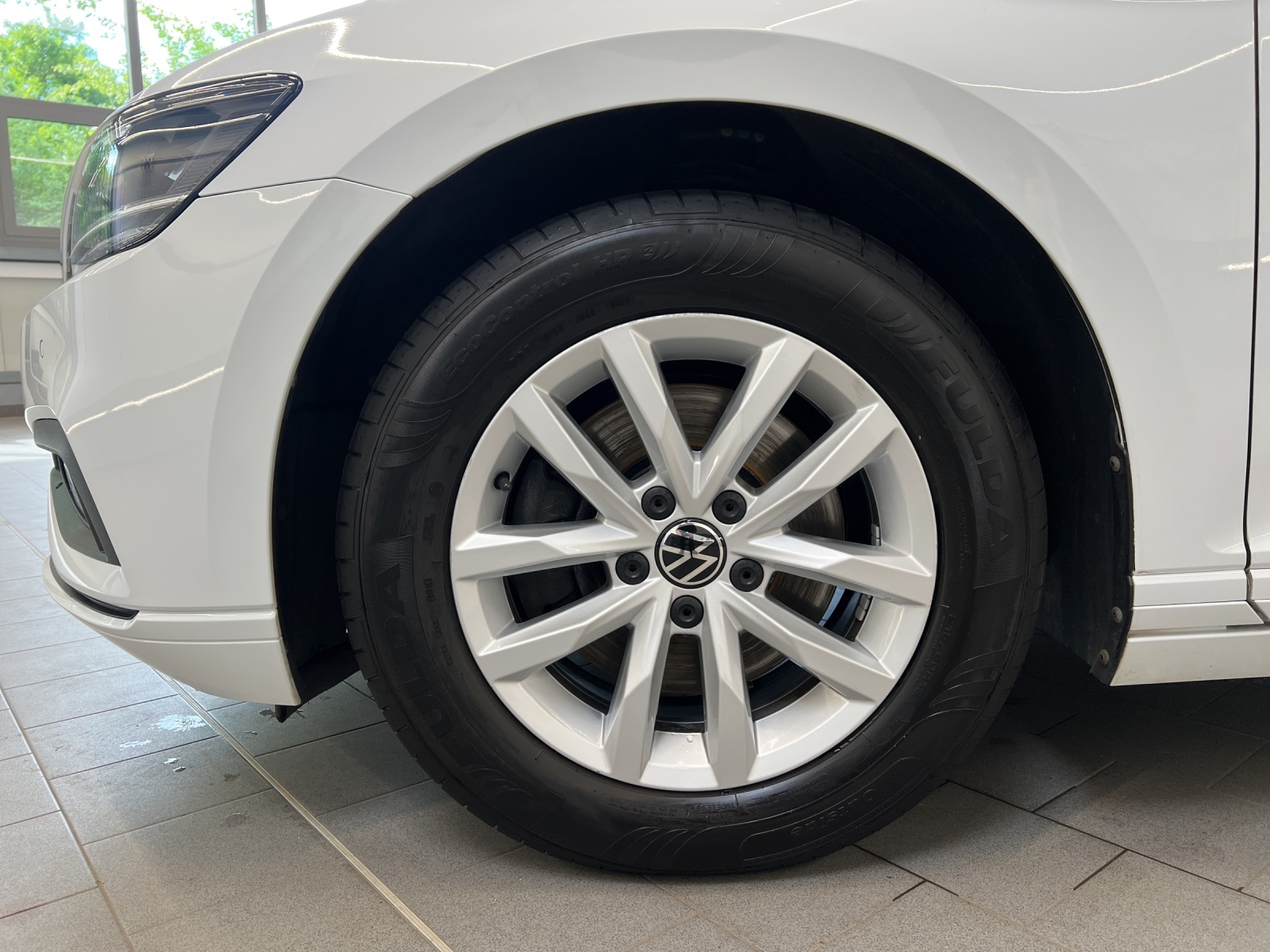 Passat Variant 2.0 TDI DSG Business LED TravelAssist Navi Rückkamera