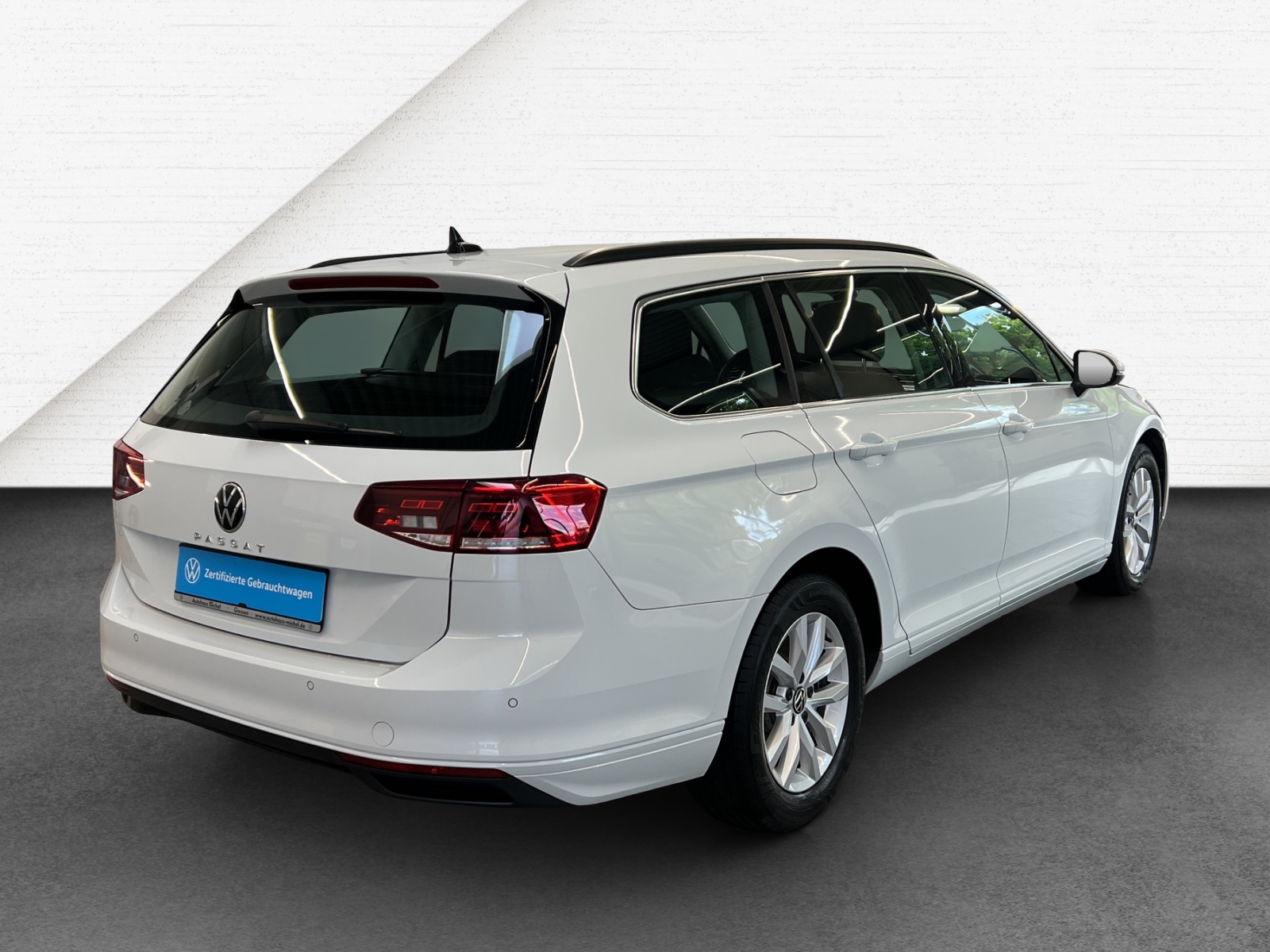 Passat Variant 2.0 TDI DSG Business LED TravelAssist Navi Rückkamera
