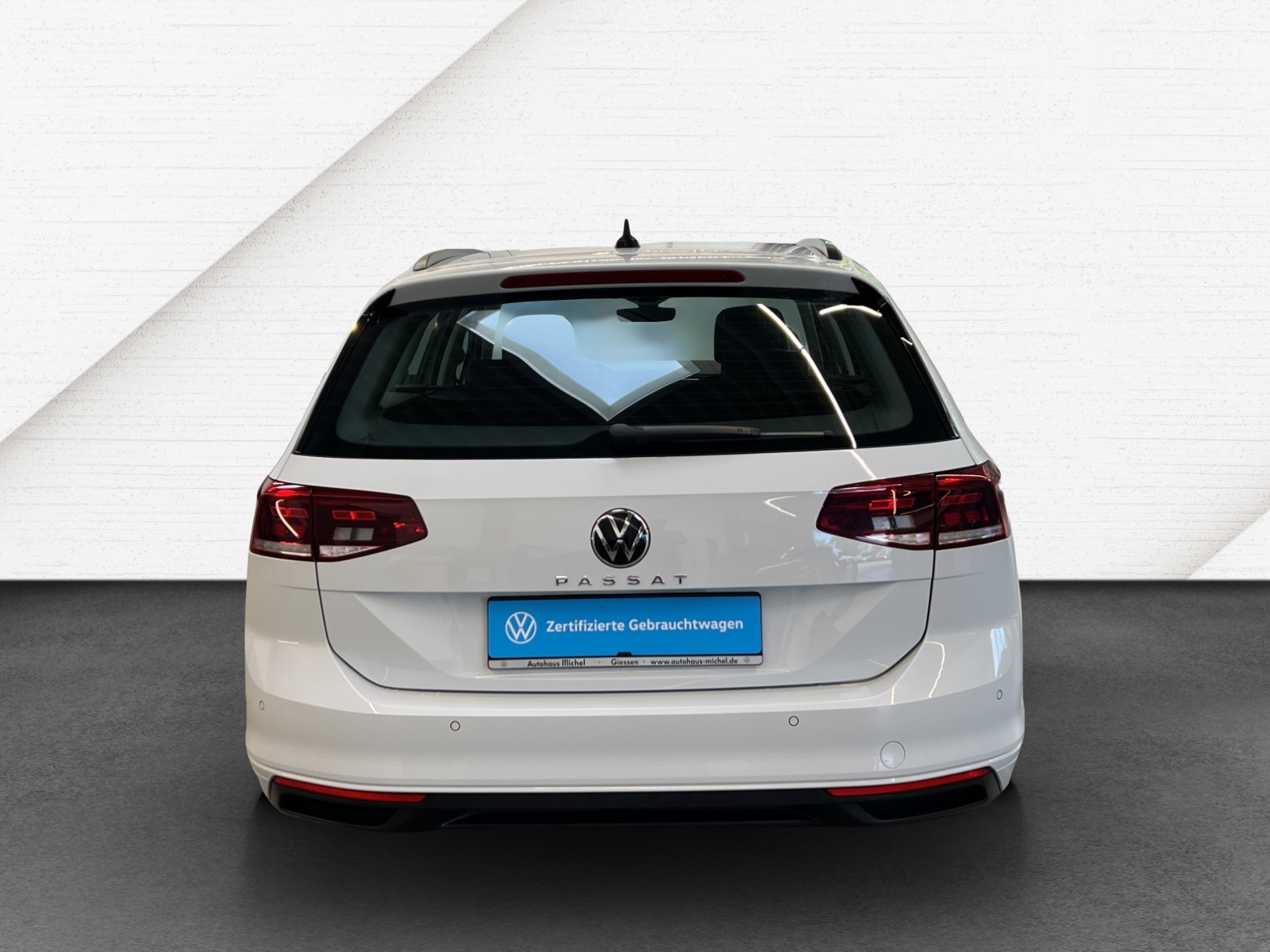 Passat Variant 2.0 TDI DSG Business LED TravelAssist Navi Rückkamera
