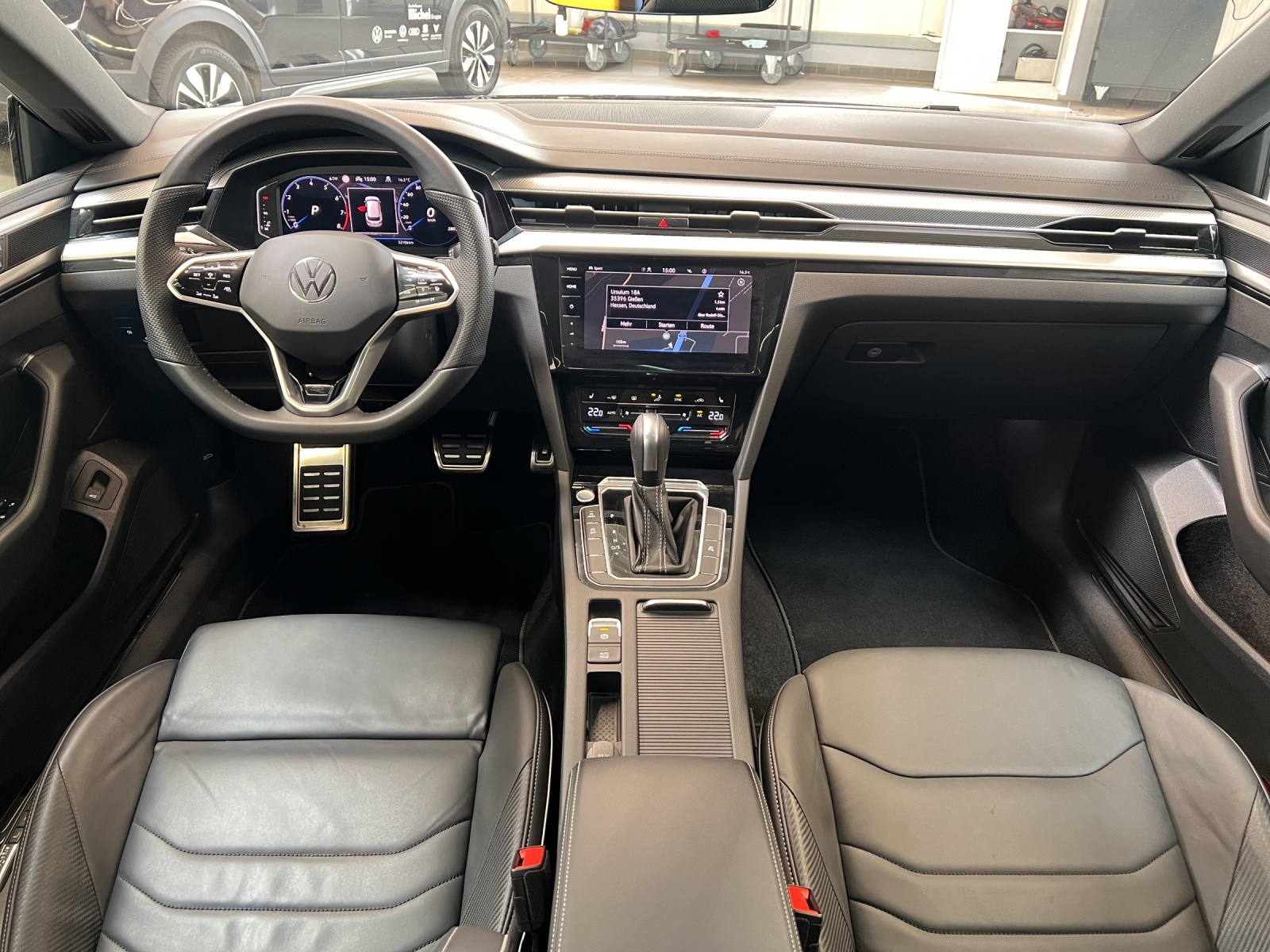 Arteon Shooting Brake 2.0 TSI DSG R-Line Leder Standheizung Schiebedach